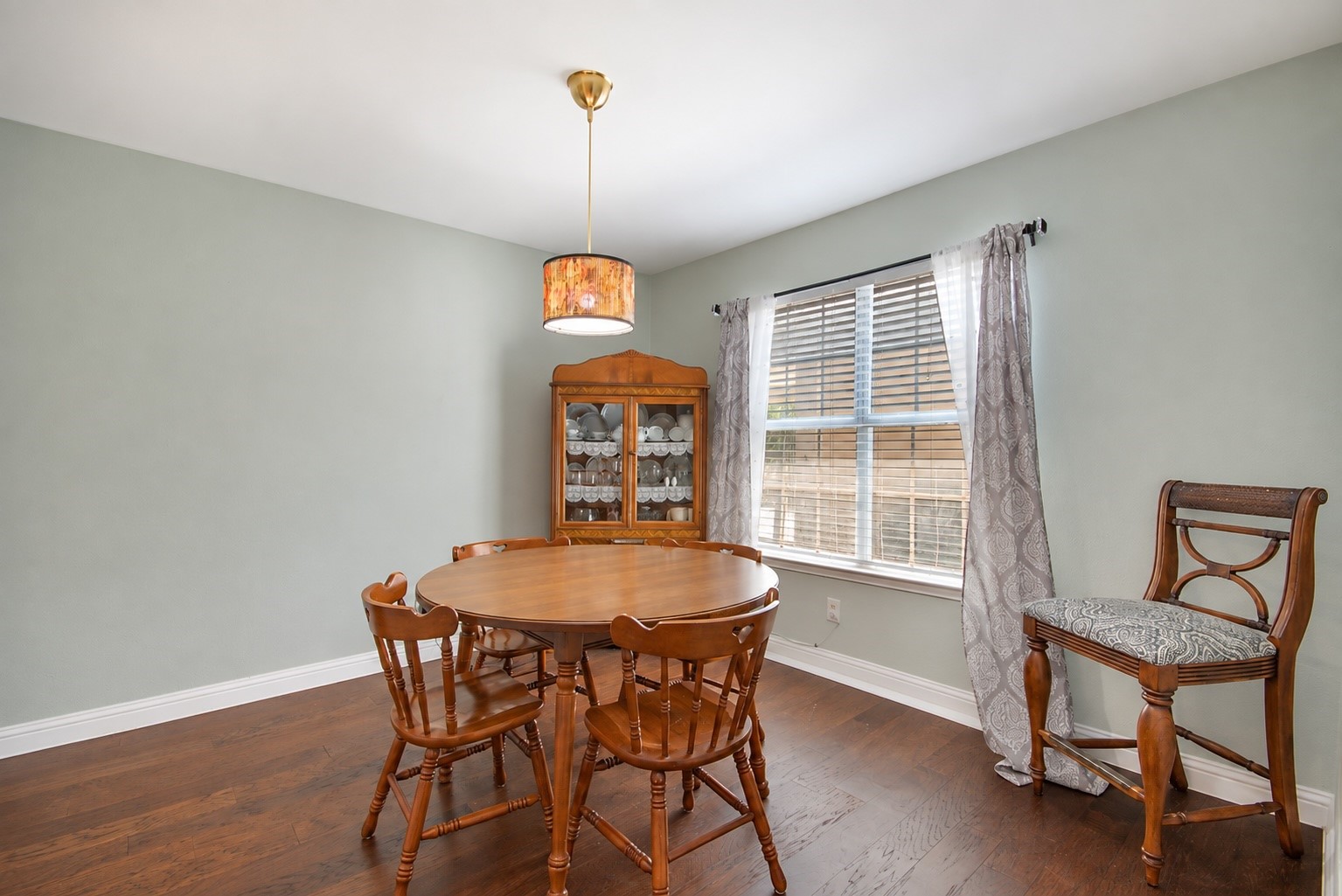 704 Creekwood Drive