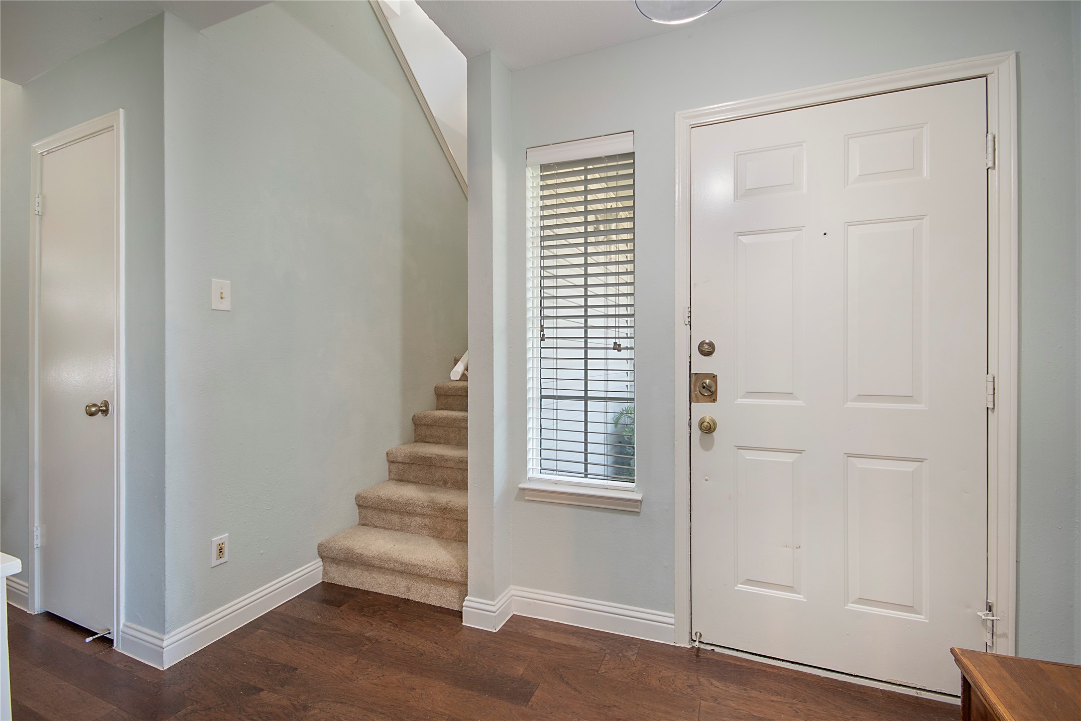 704 Creekwood Drive