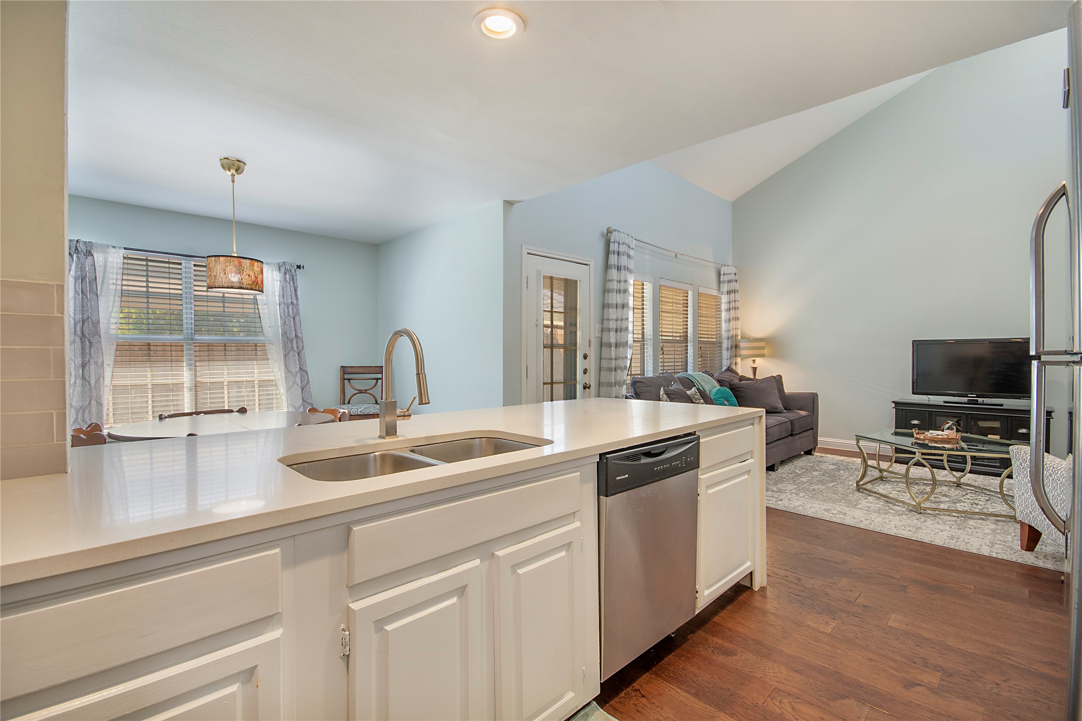 704 Creekwood Drive
