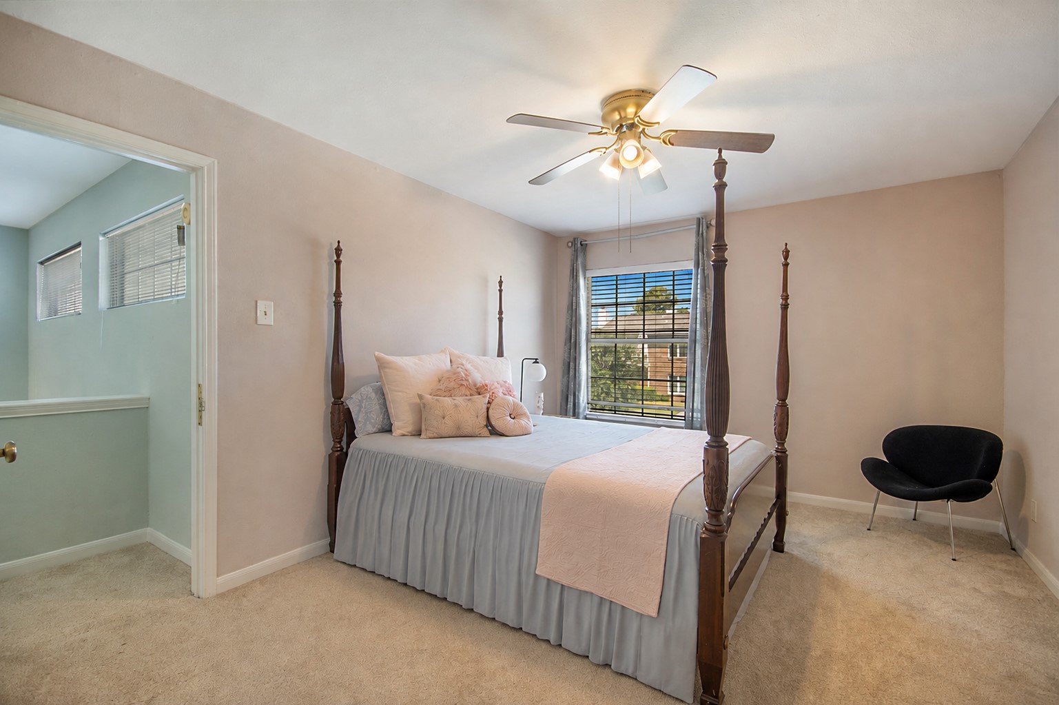 704 Creekwood Drive