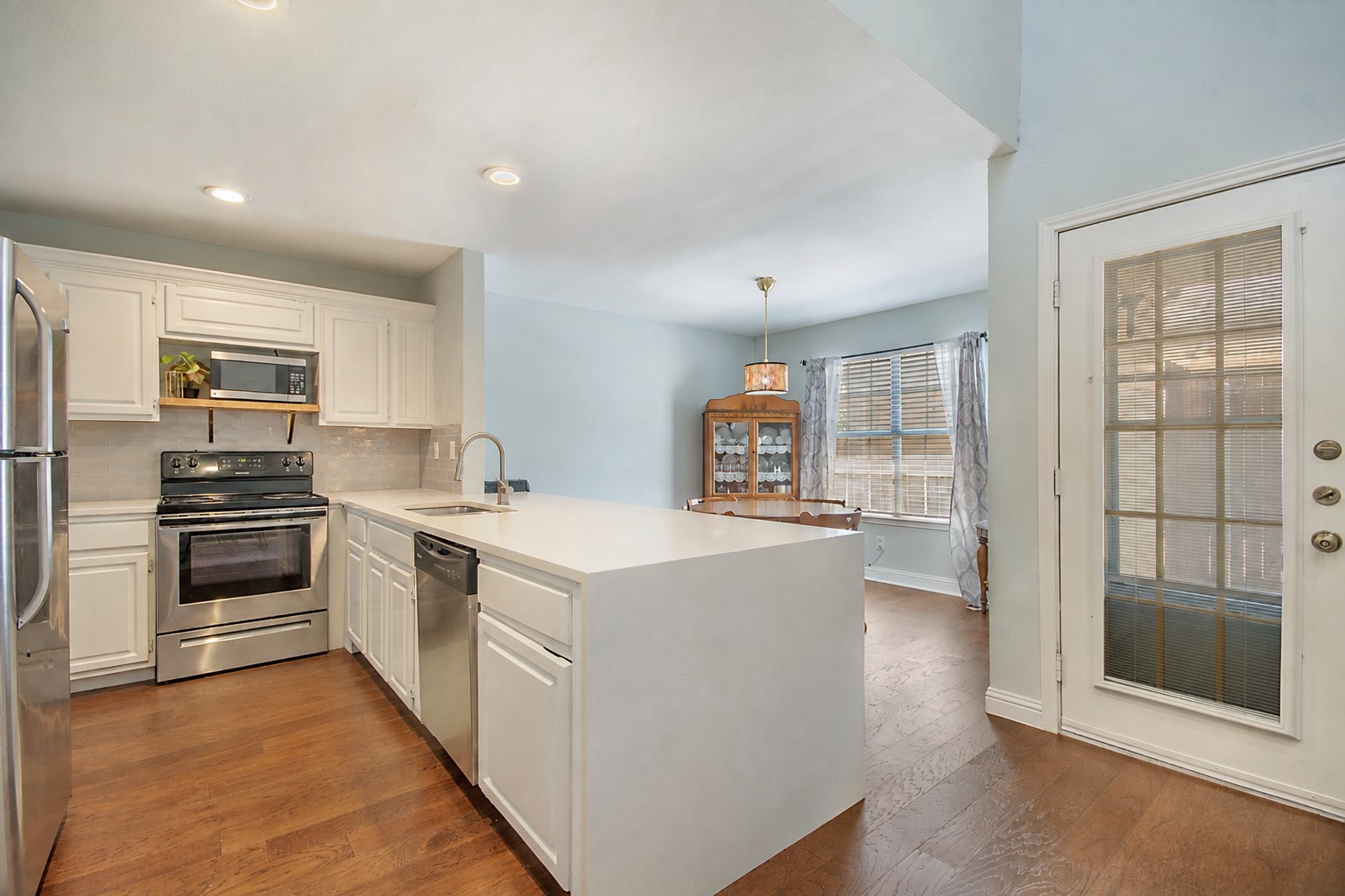 704 Creekwood Drive