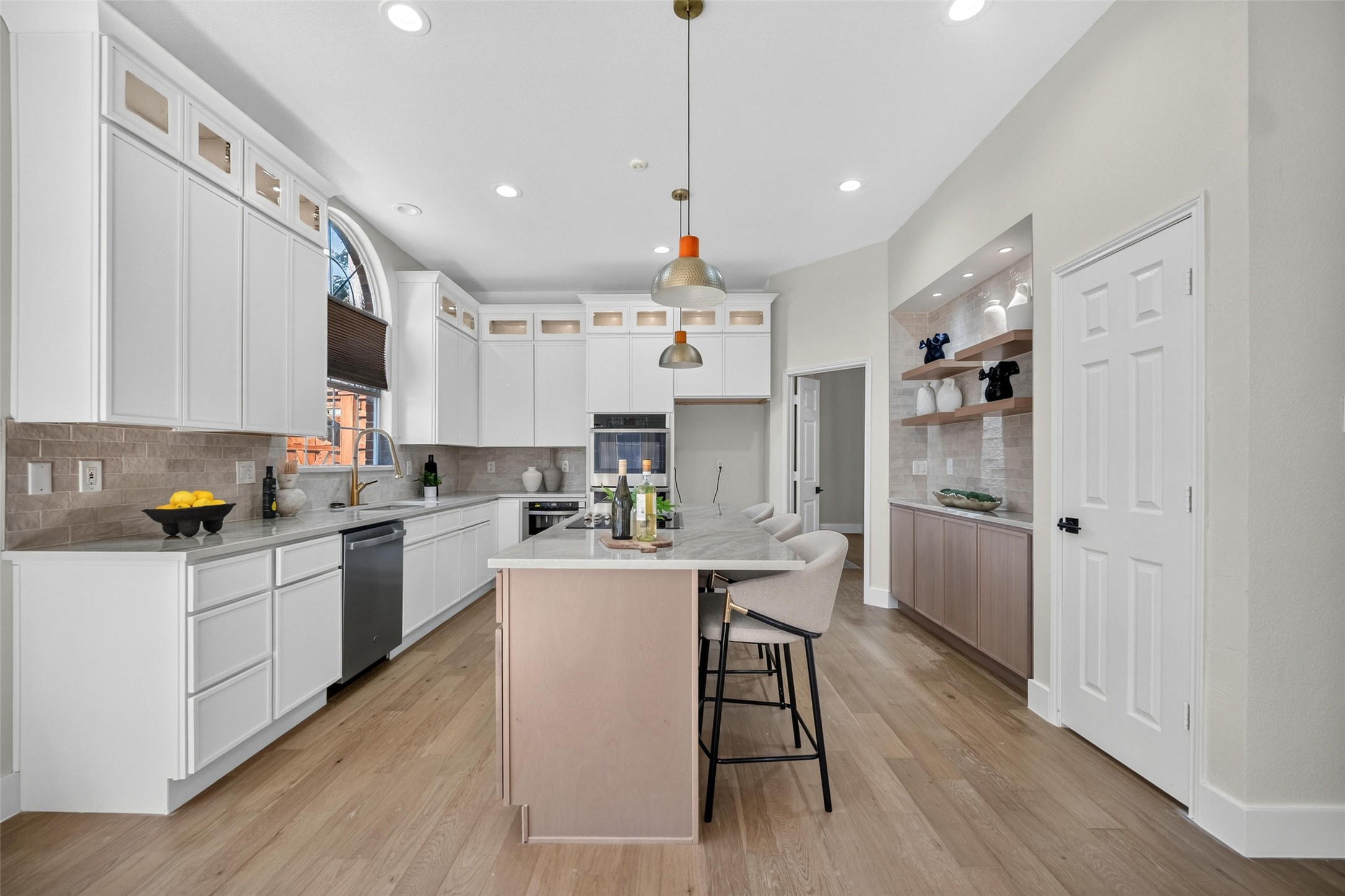 3041 Hillingdon Drive