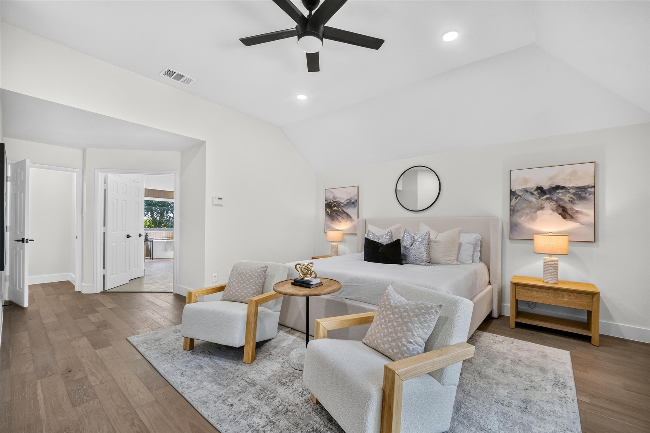 3041 Hillingdon Drive