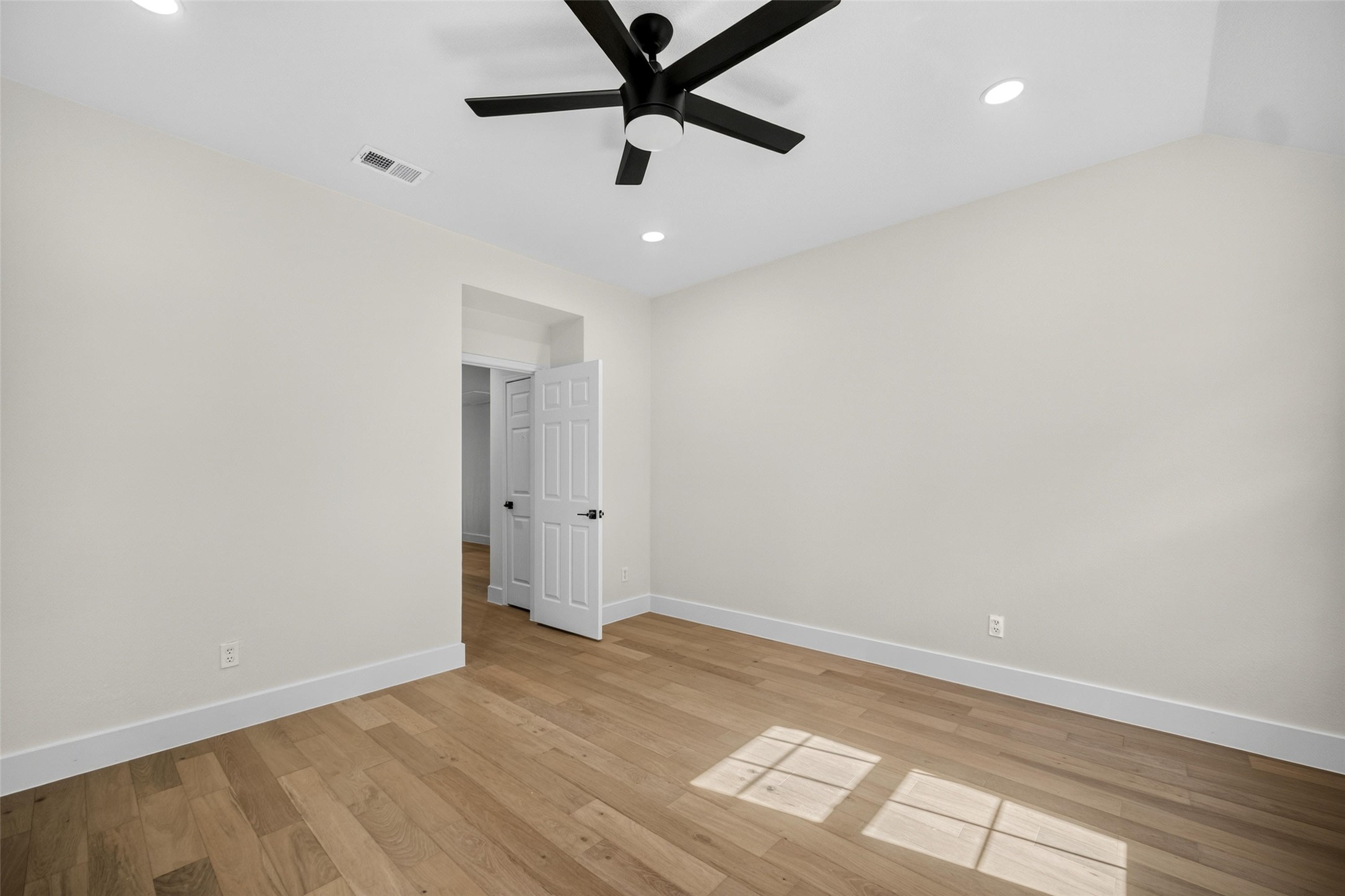 3041 Hillingdon Drive