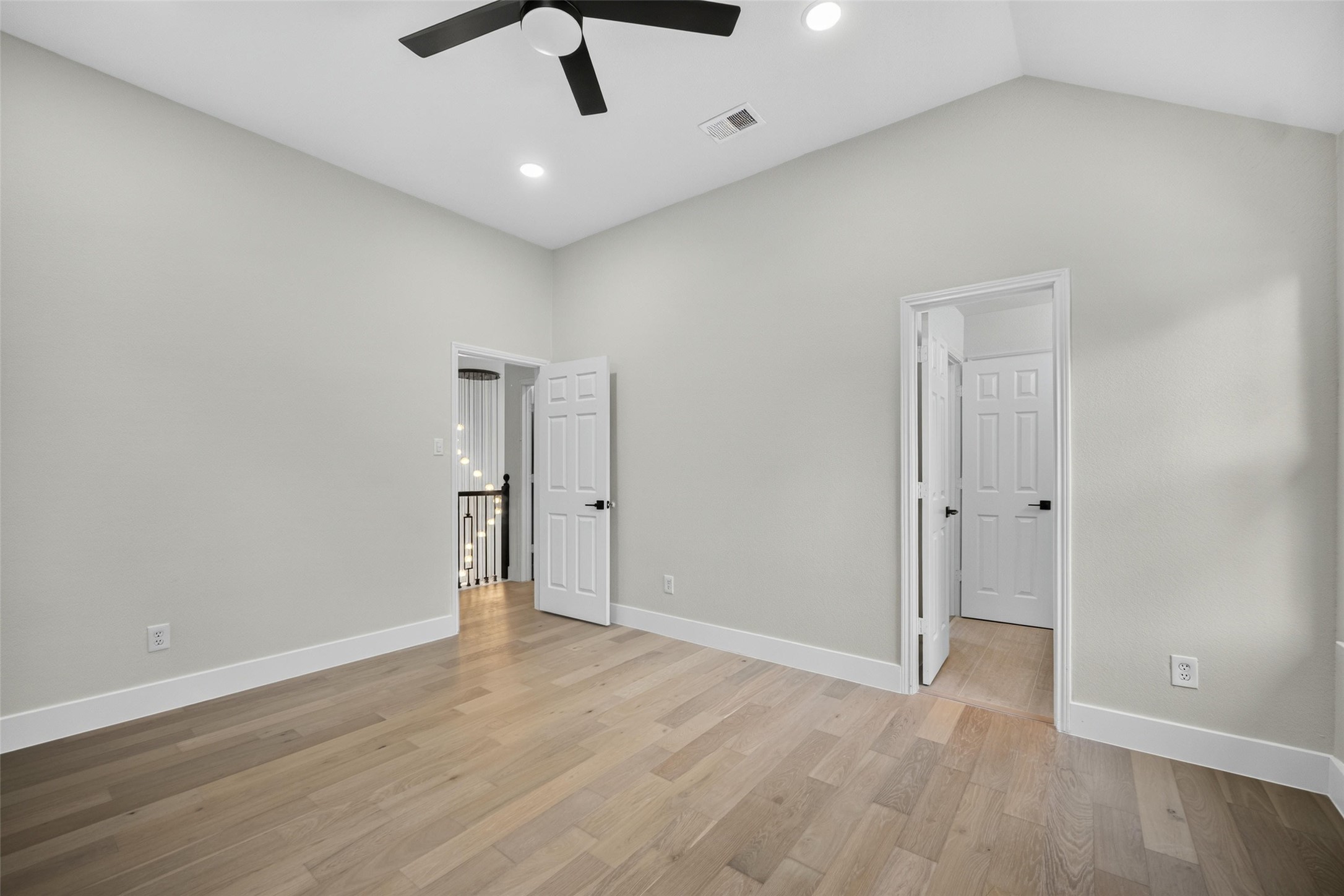 3041 Hillingdon Drive