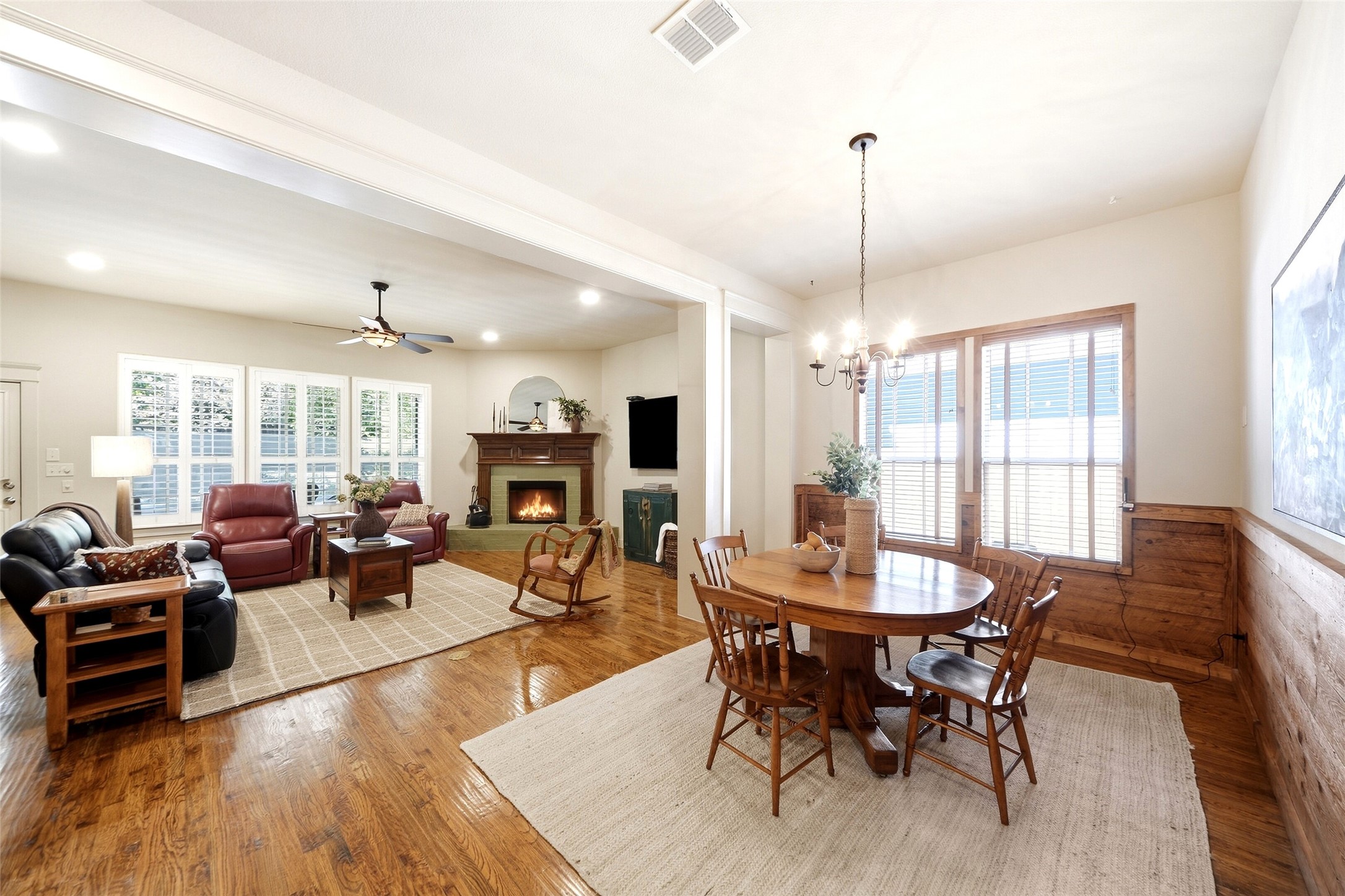 7205 Darrow Drive