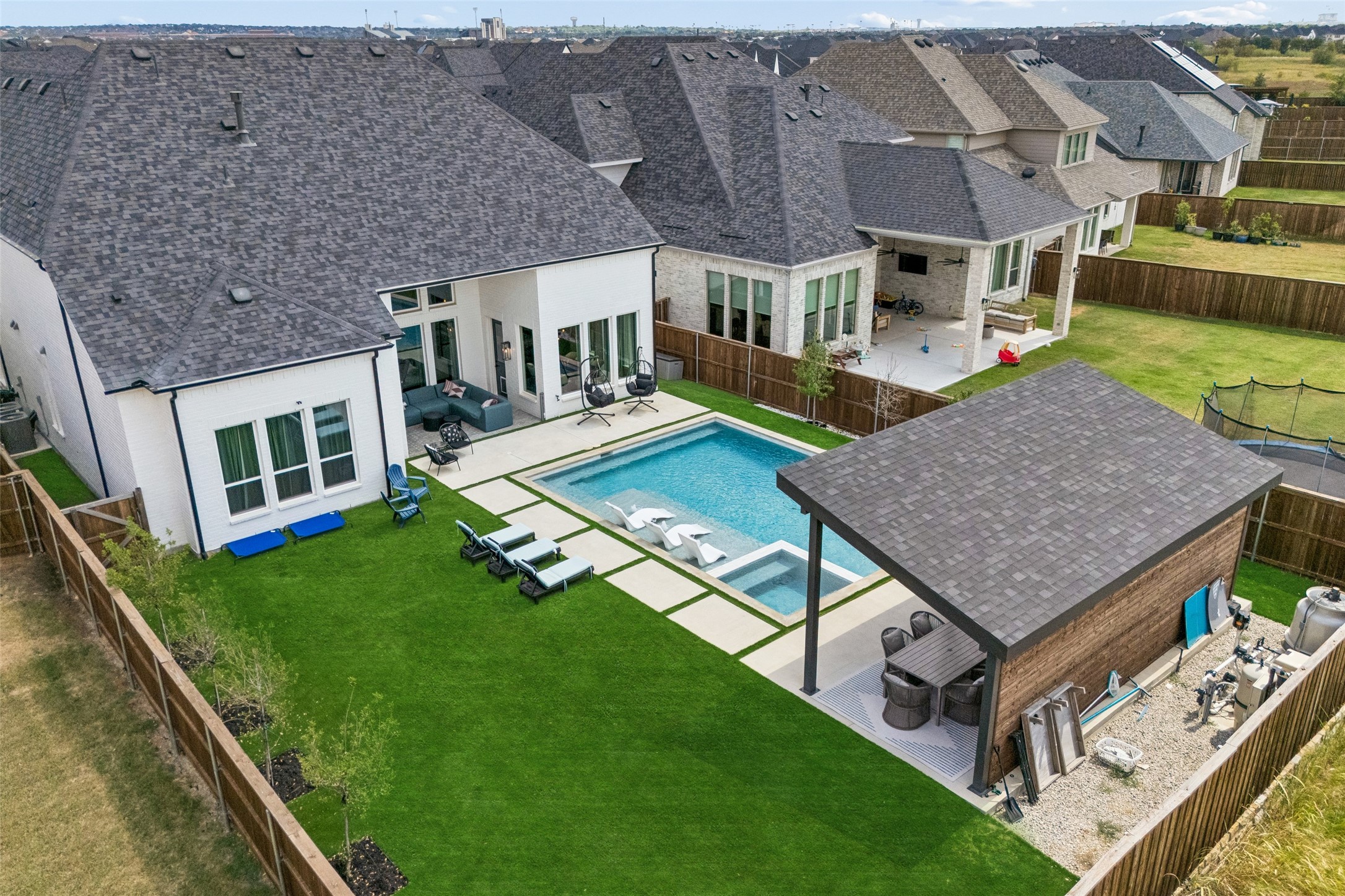 1844 Ellington Drive