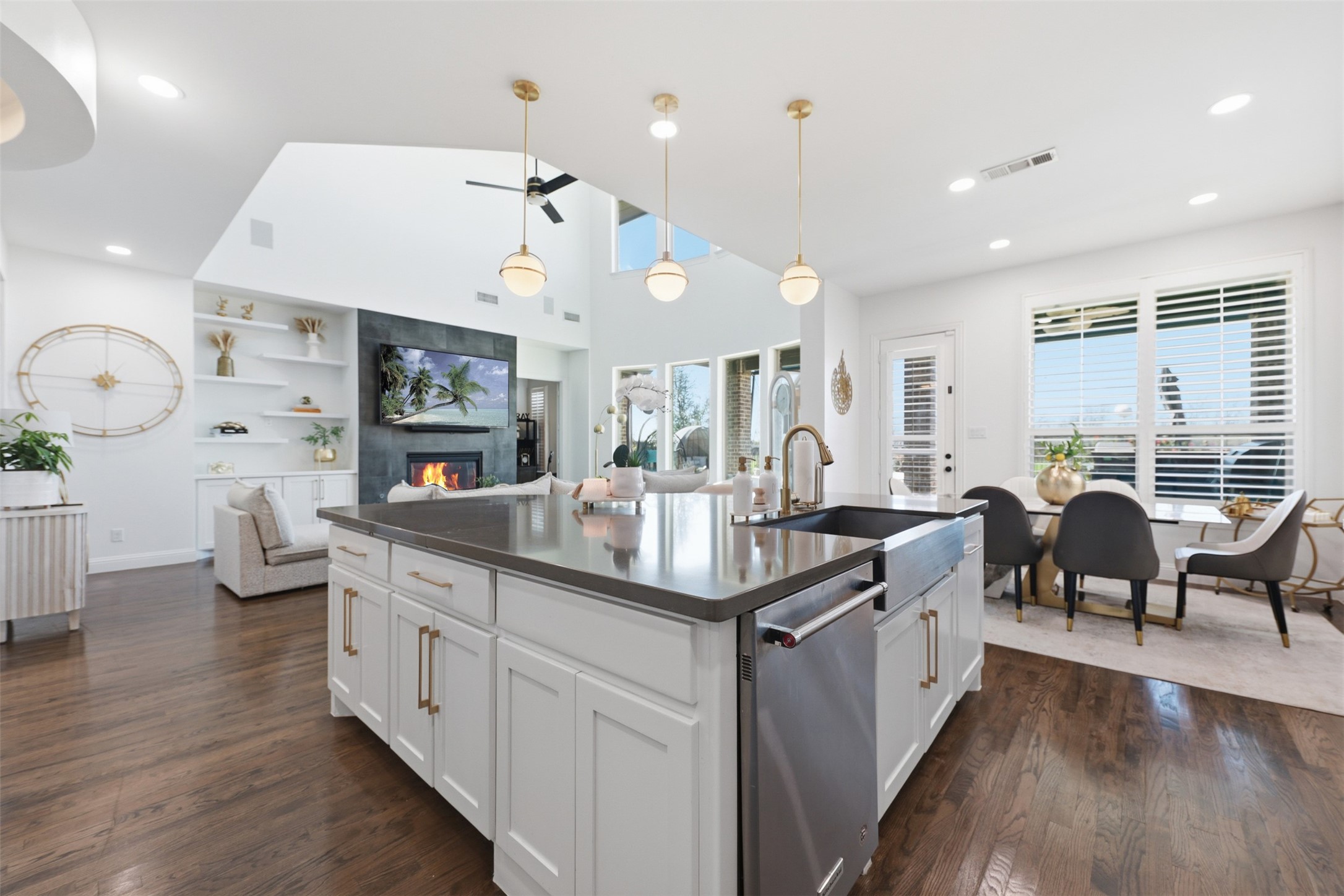 2143 Alcove Drive