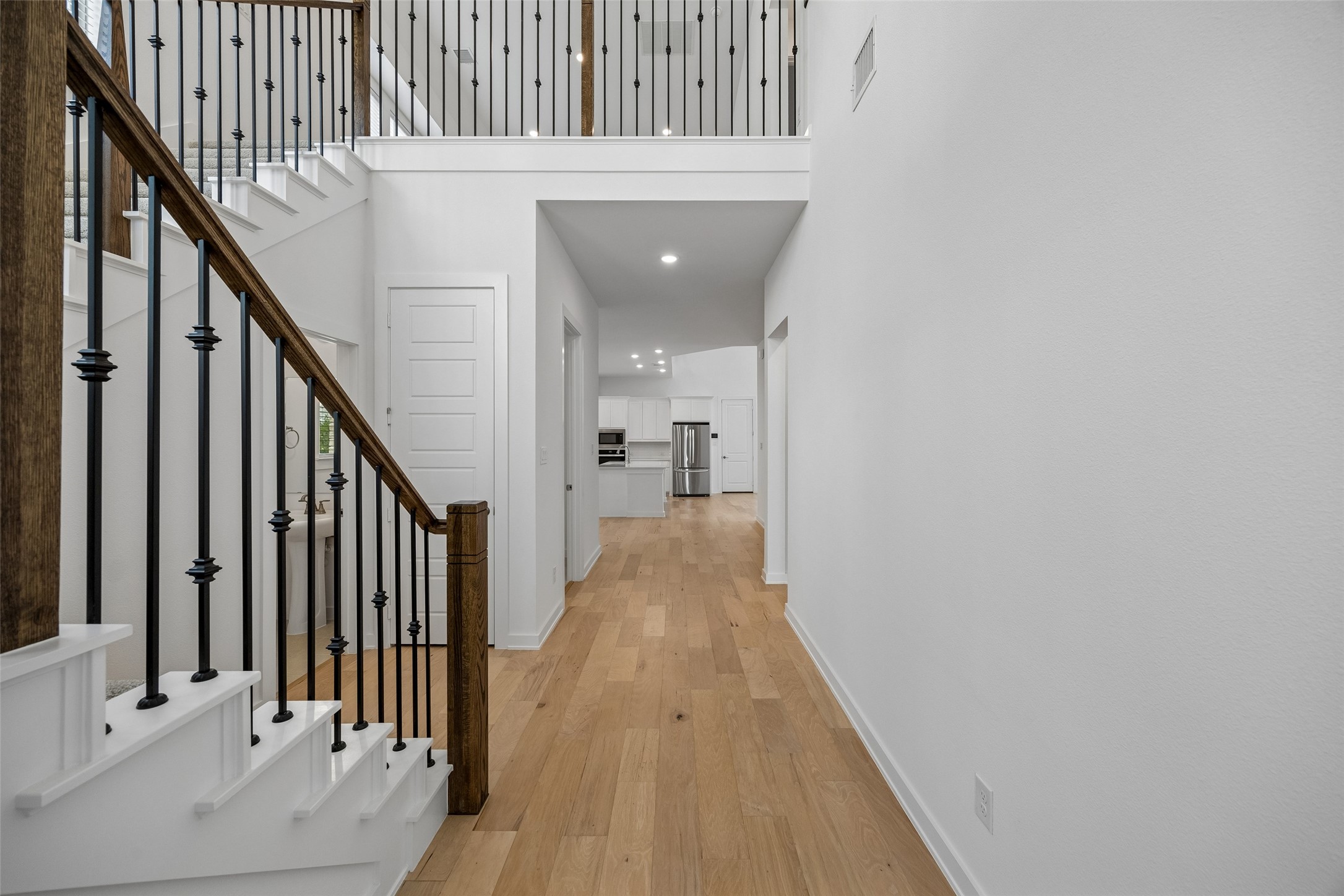 708 Kendall Lane