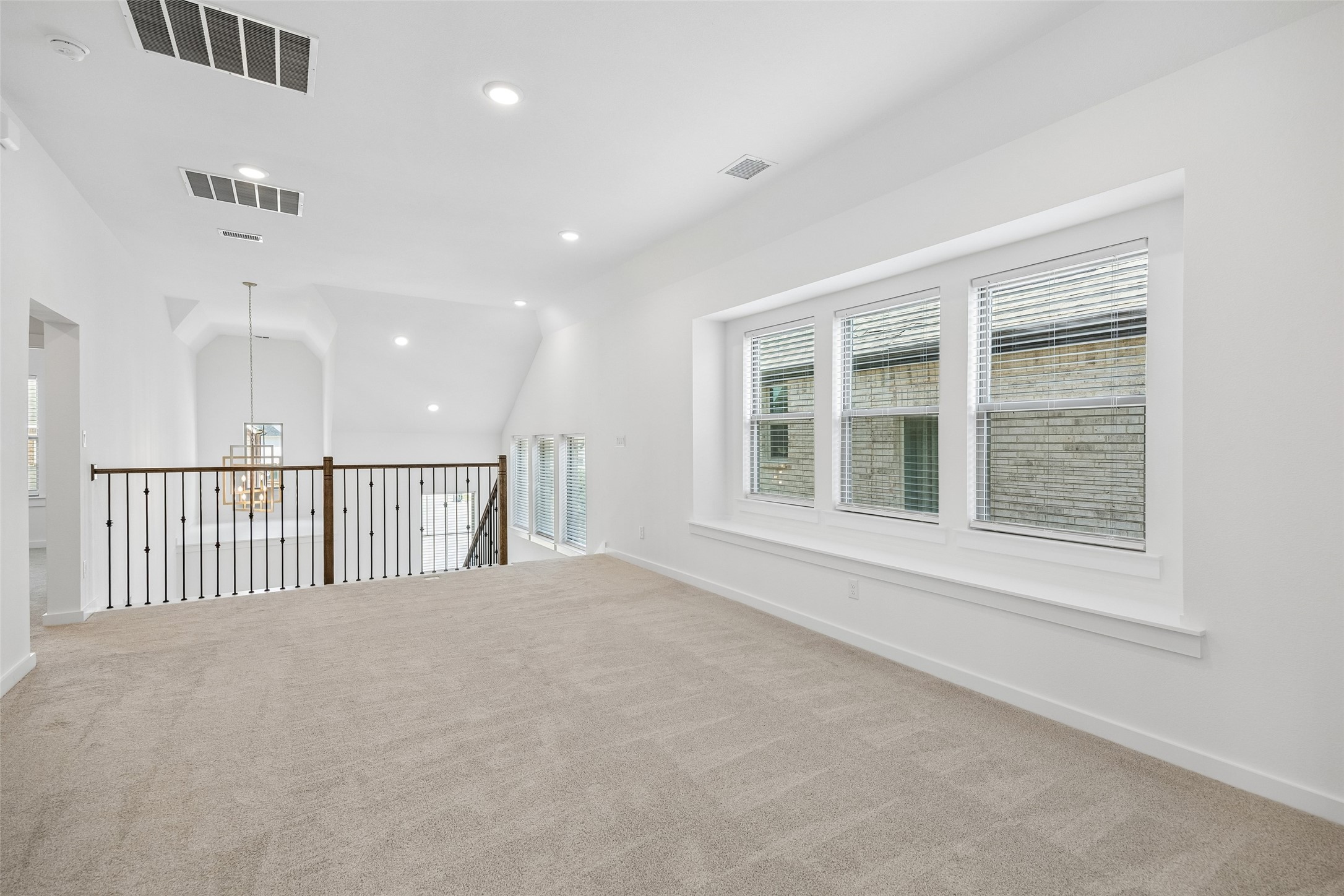 708 Kendall Lane