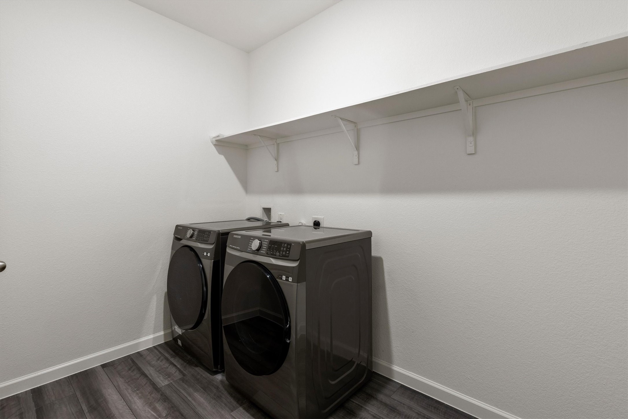 3008 Lacebark Court