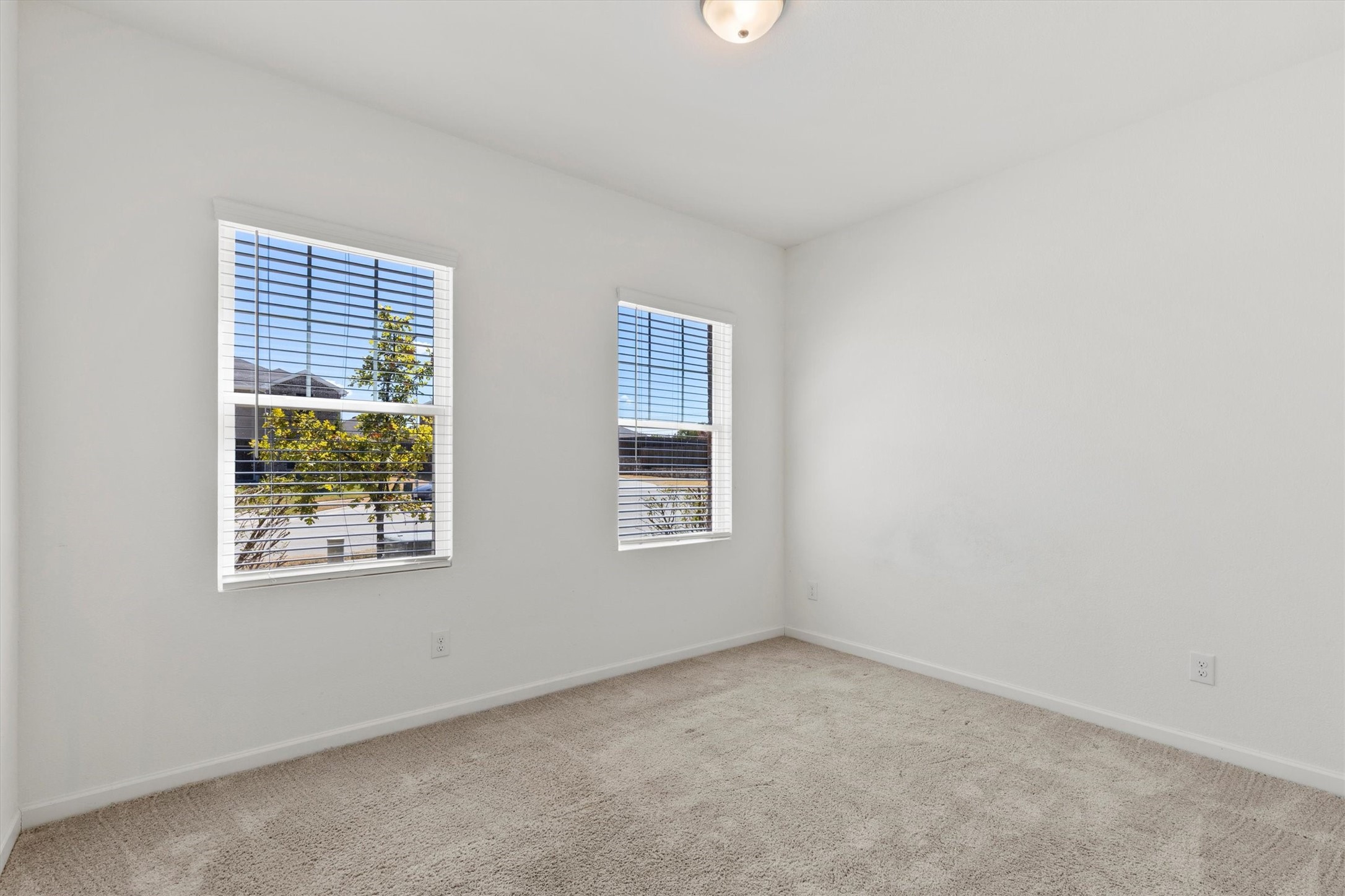 3008 Lacebark Court