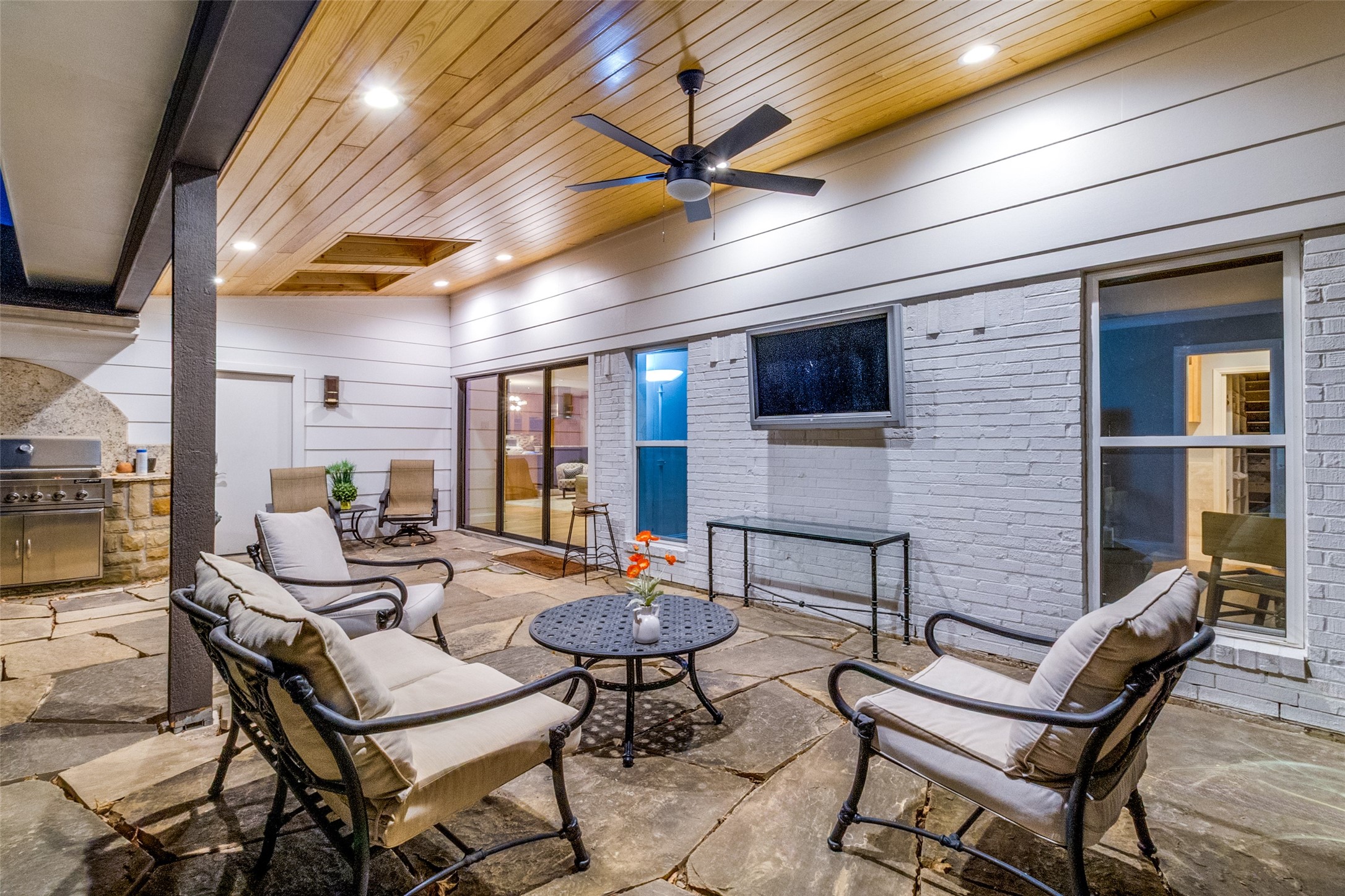 312 Canyon Valley Drive