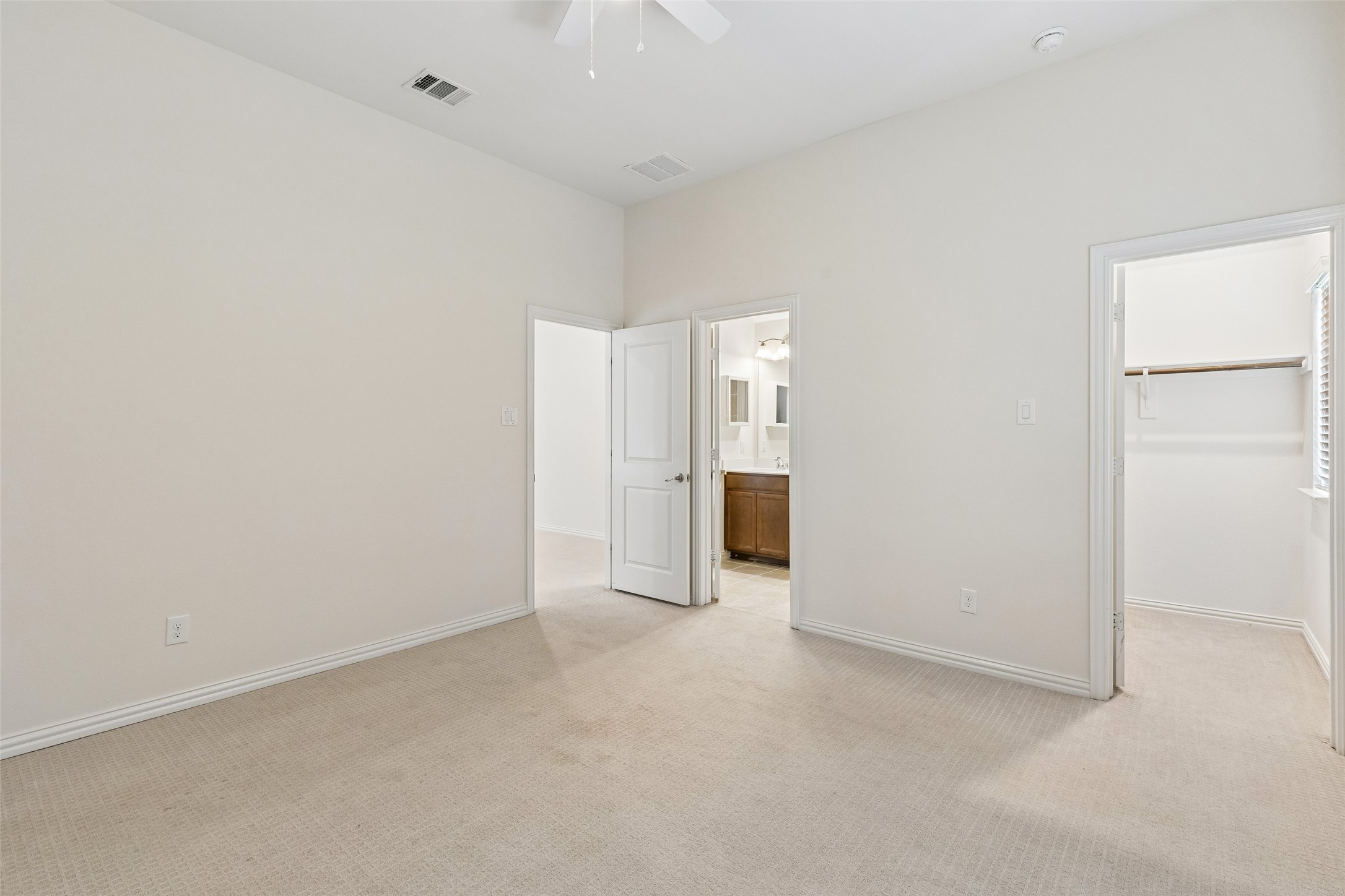 3103 Royal Lane
