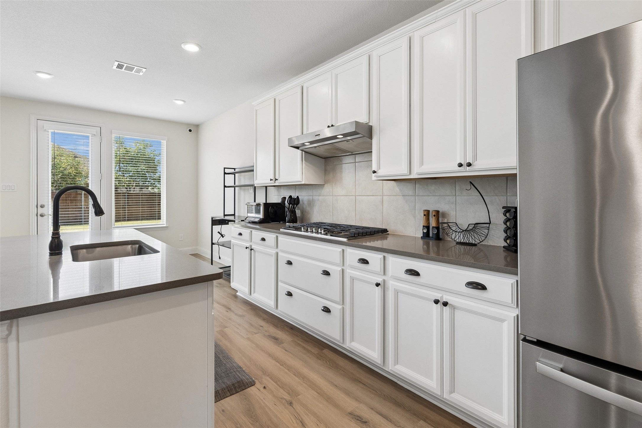 3103 Royal Lane