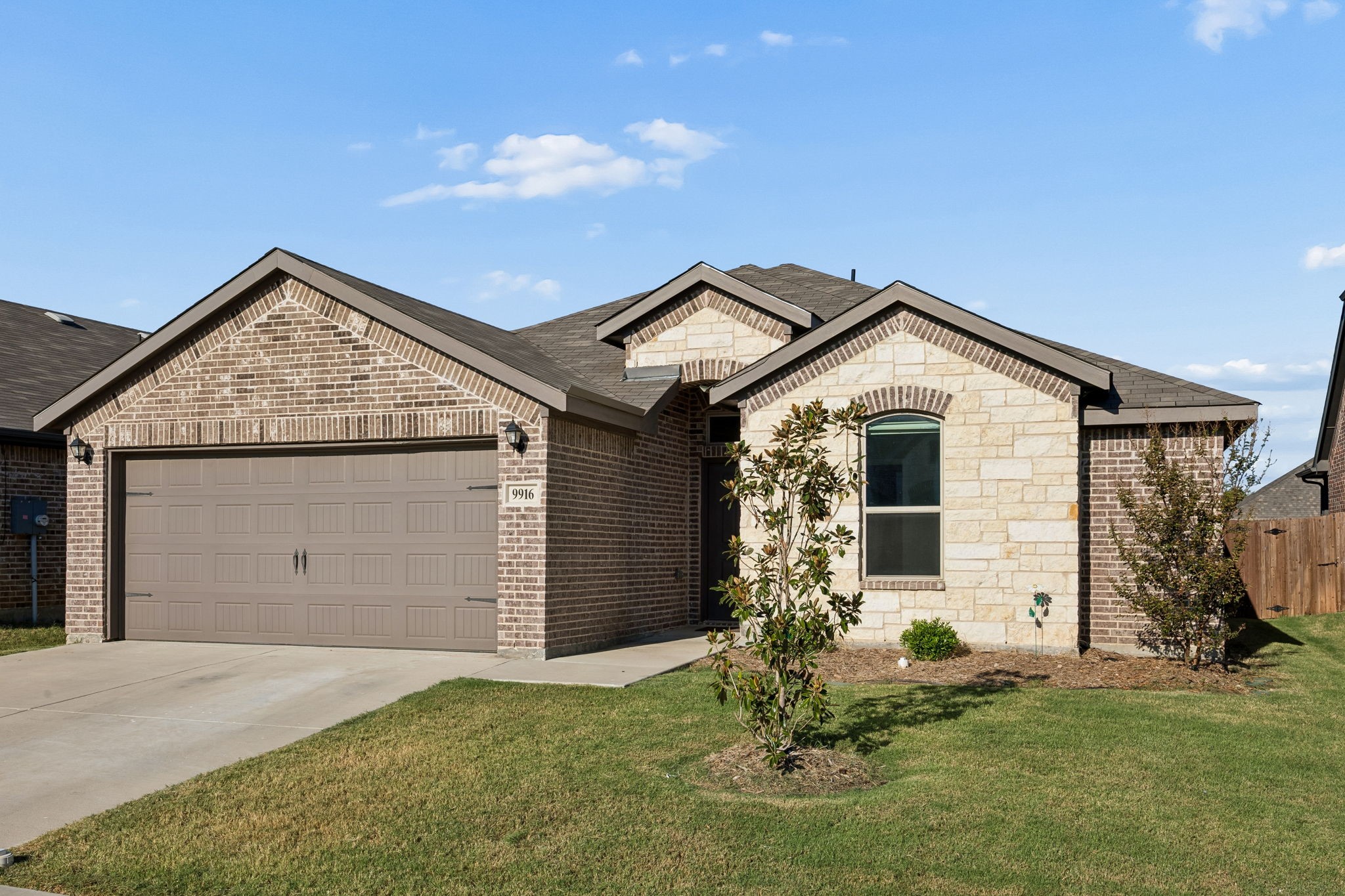 9916 Ginkgo Lane