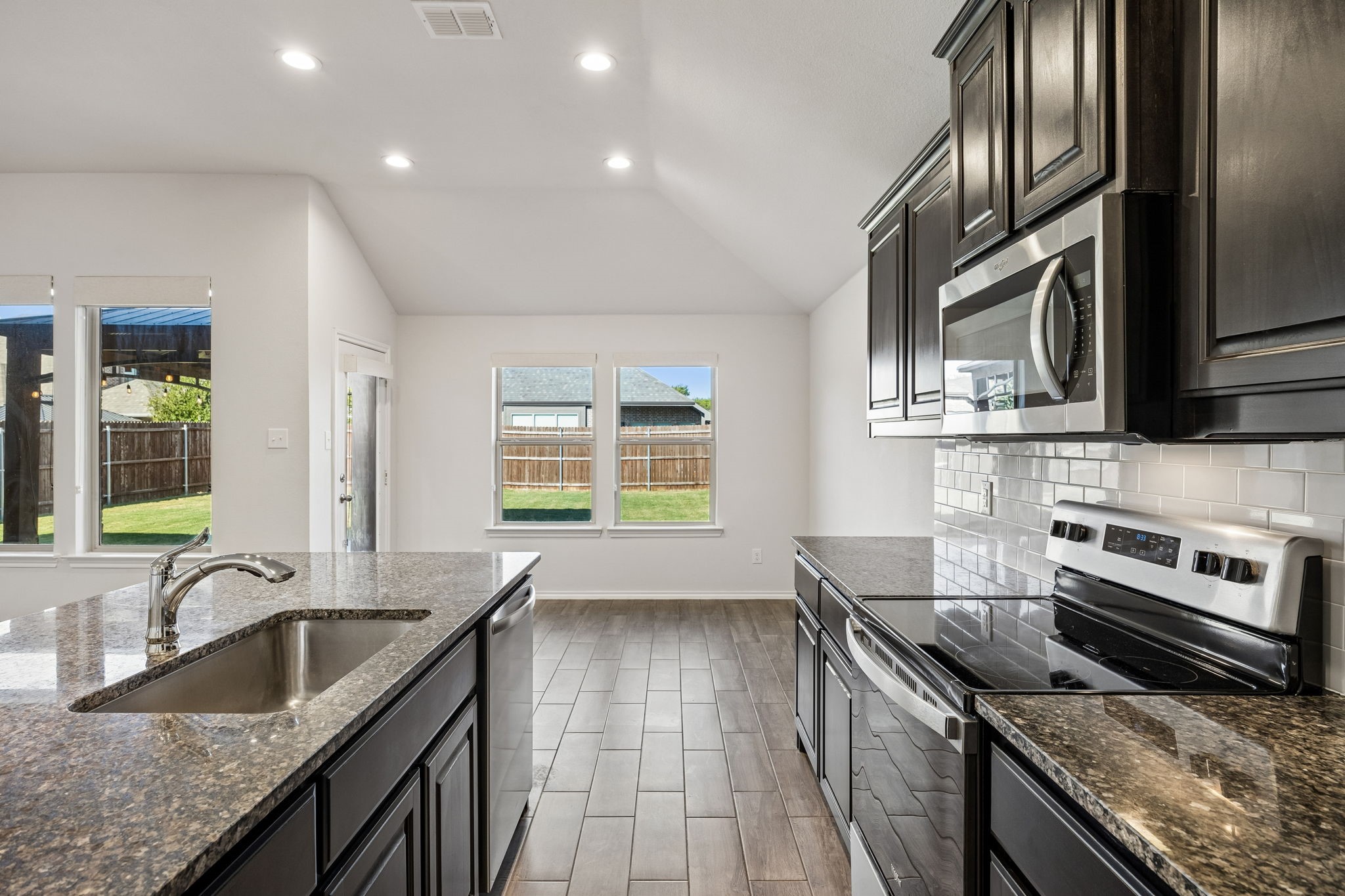 9916 Ginkgo Lane