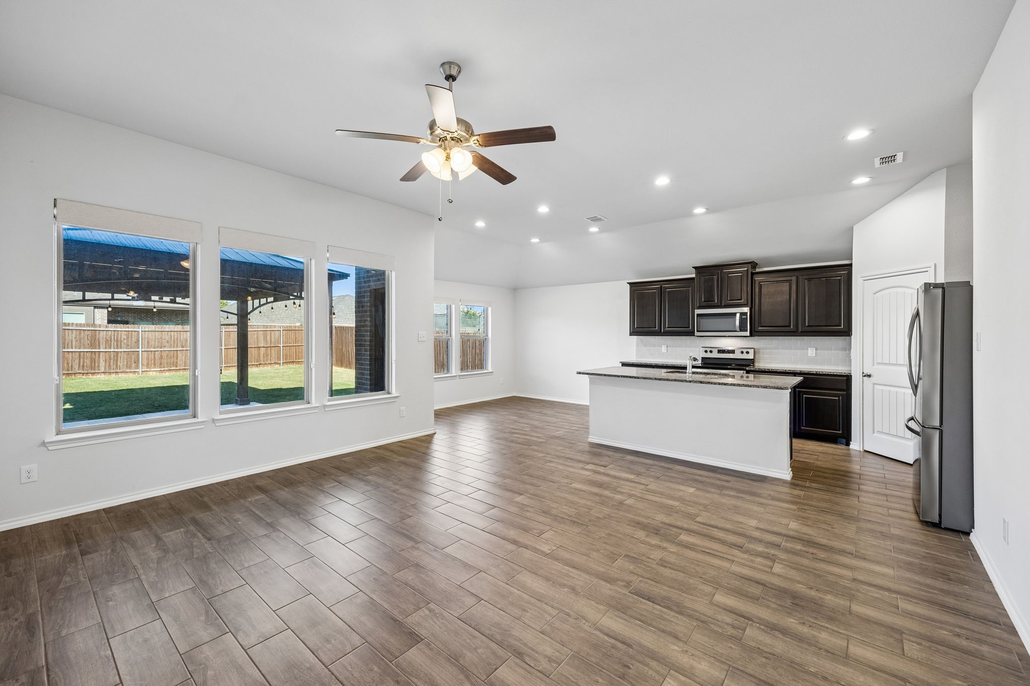 9916 Ginkgo Lane