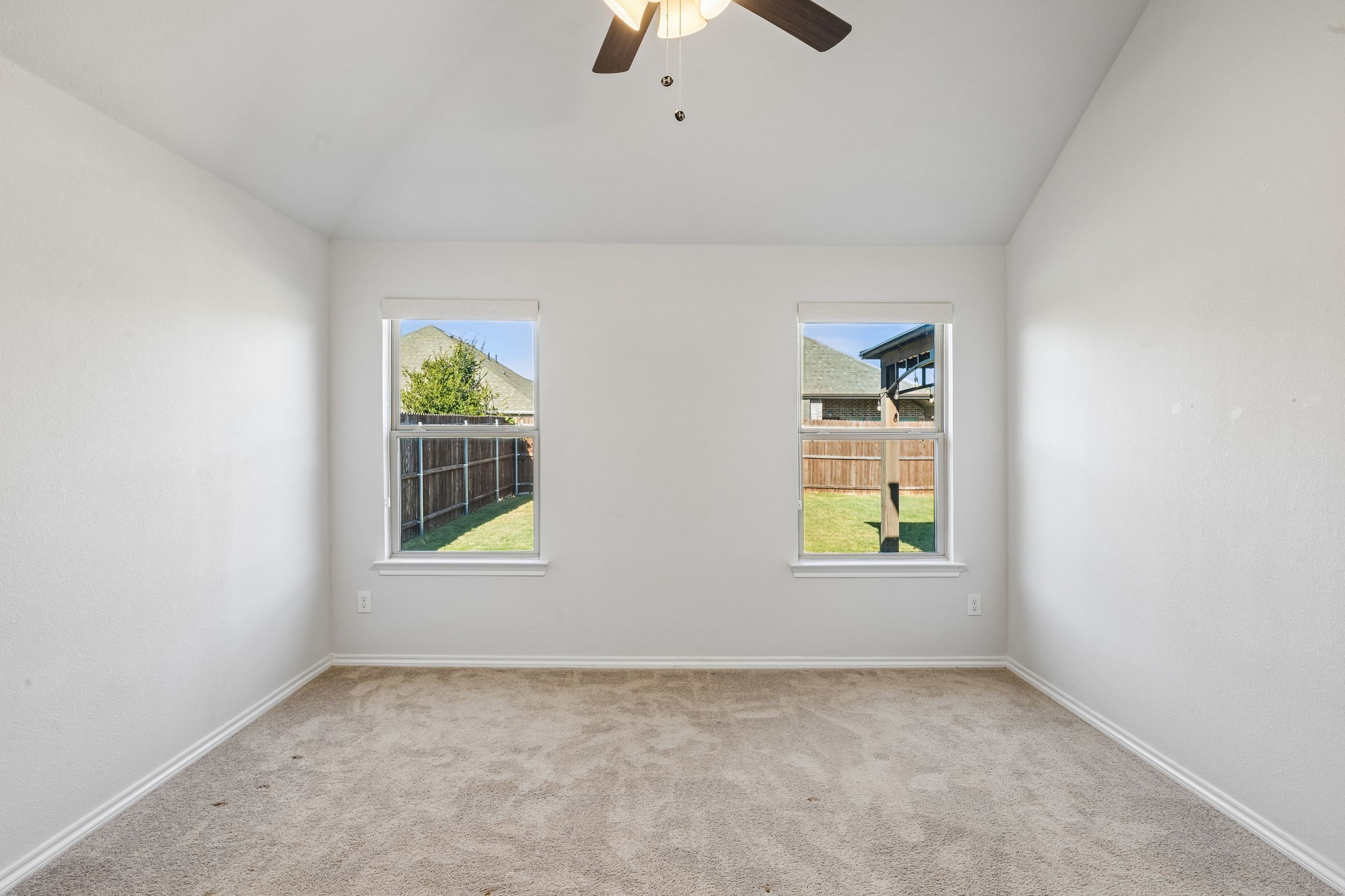 9916 Ginkgo Lane