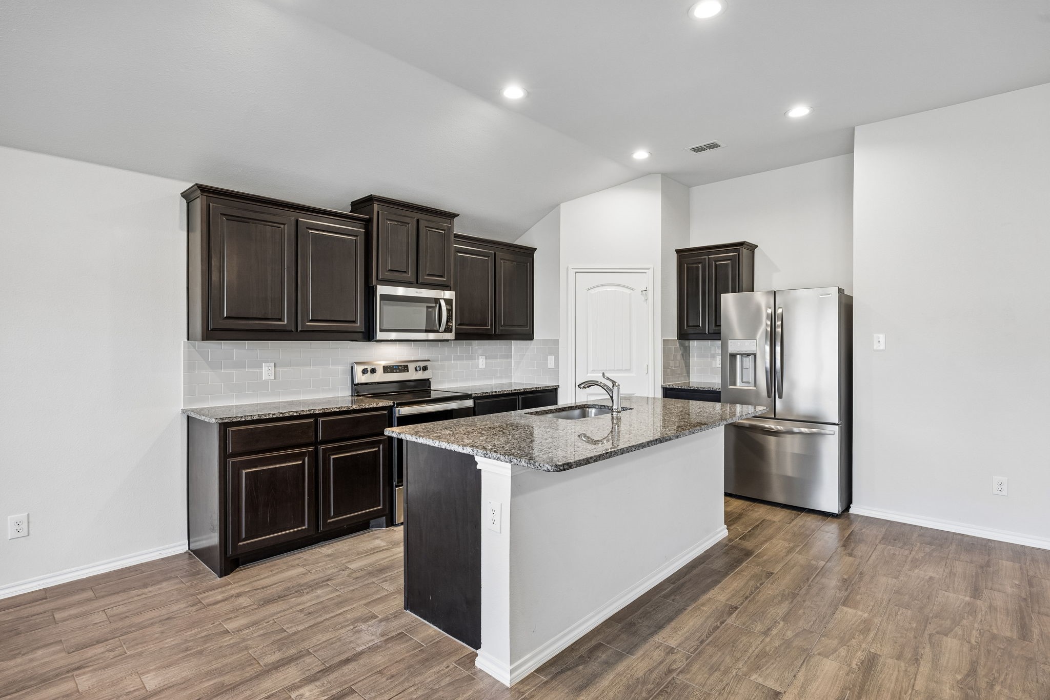 9916 Ginkgo Lane