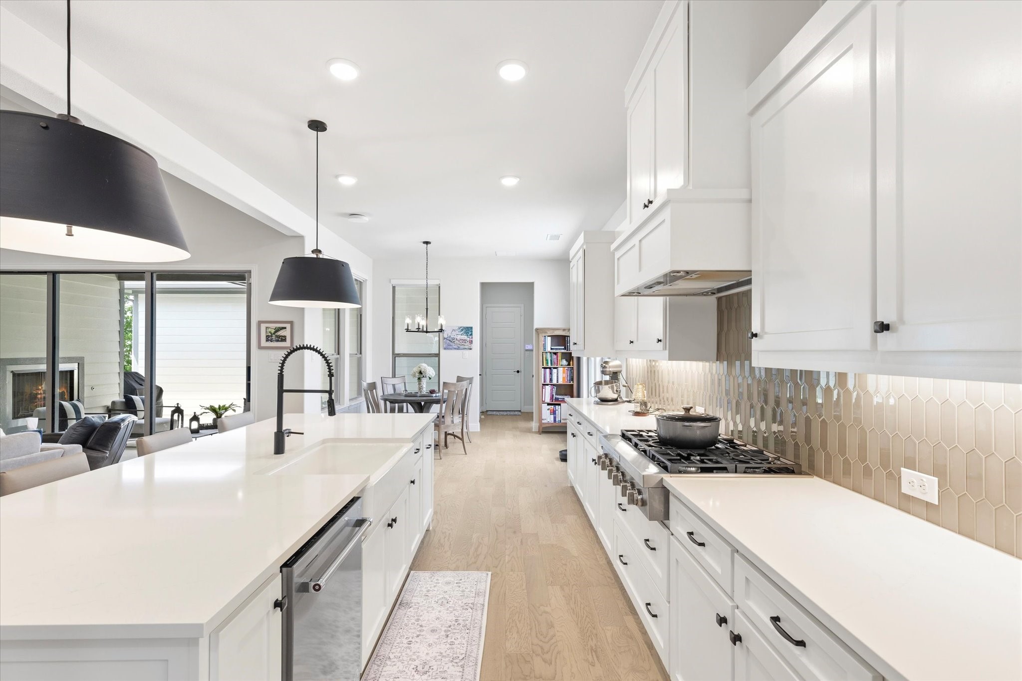 3920 Outpost Trail