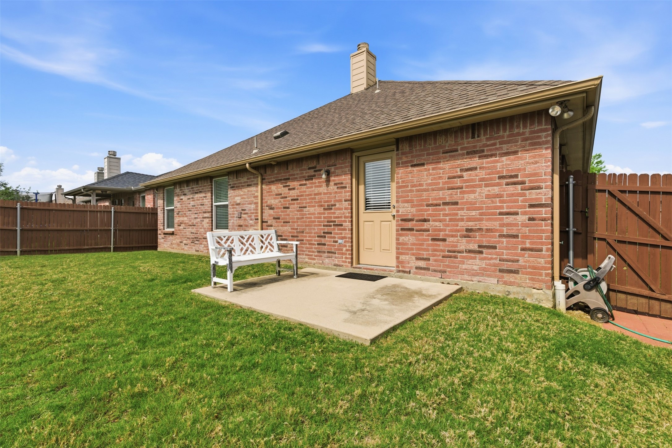 1417 Lone Pine Drive