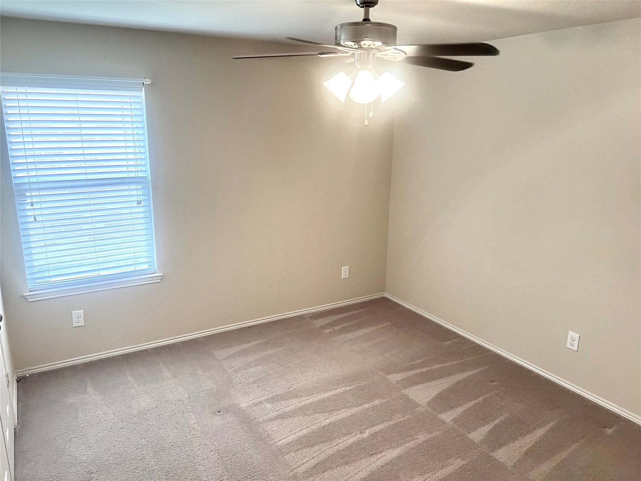 1417 Lone Pine Drive