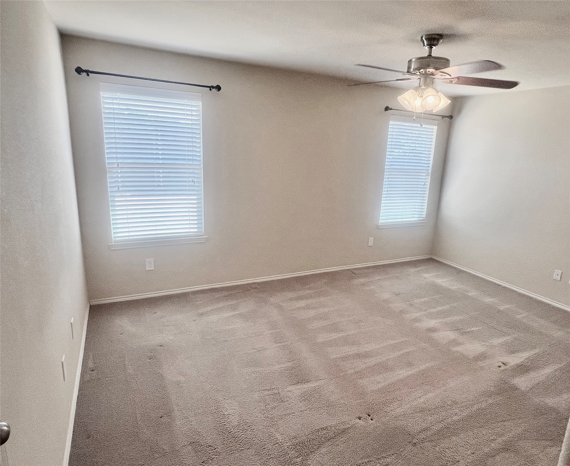 1417 Lone Pine Drive