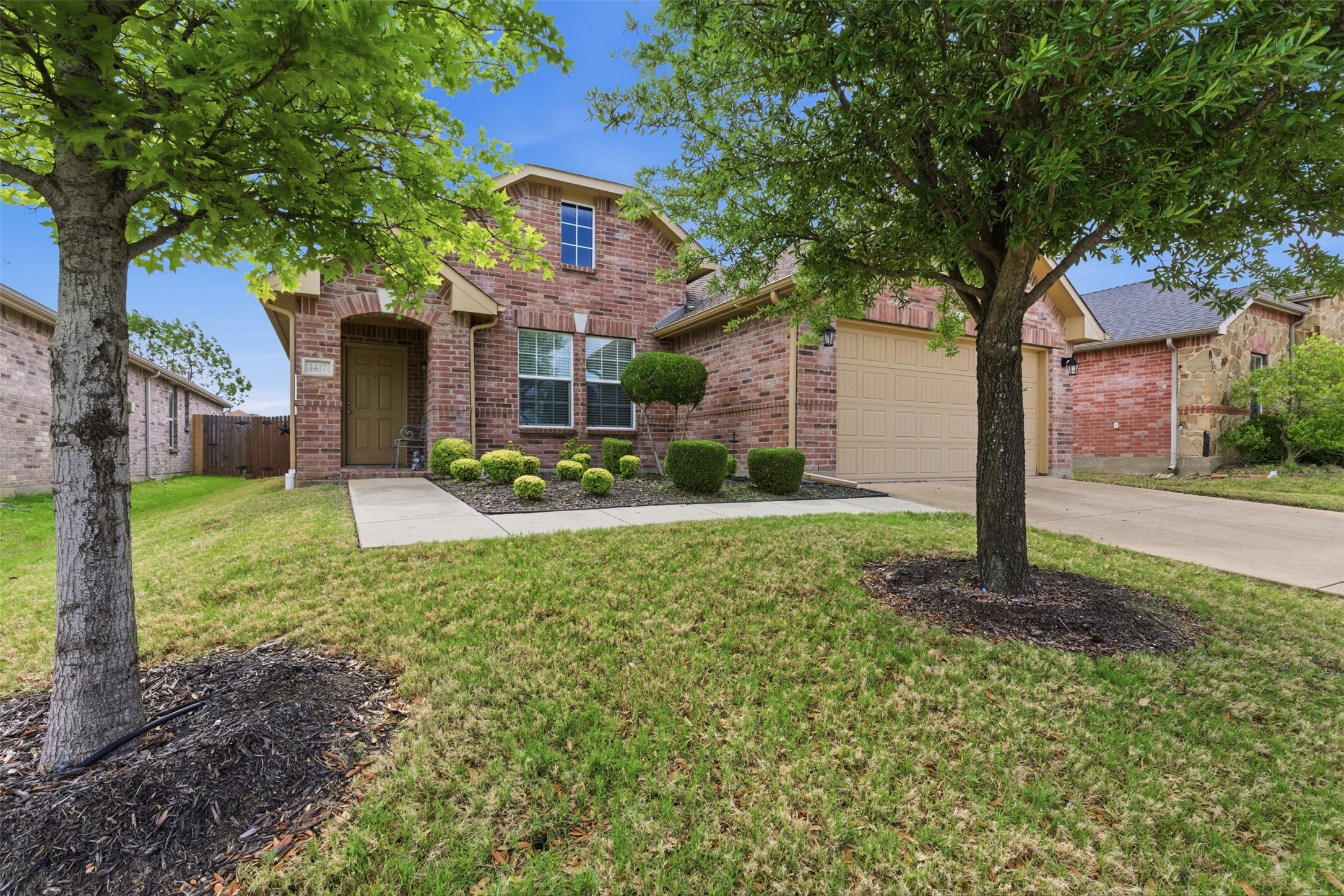 1417 Lone Pine Drive