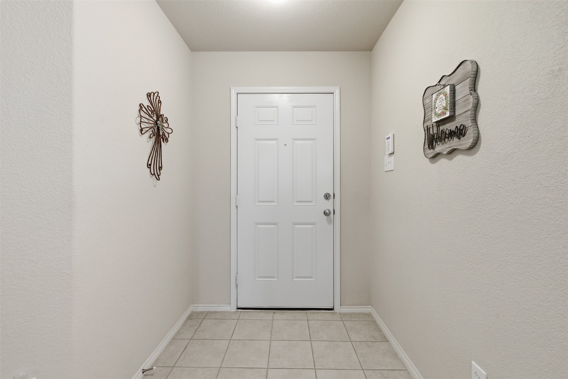 1417 Lone Pine Drive