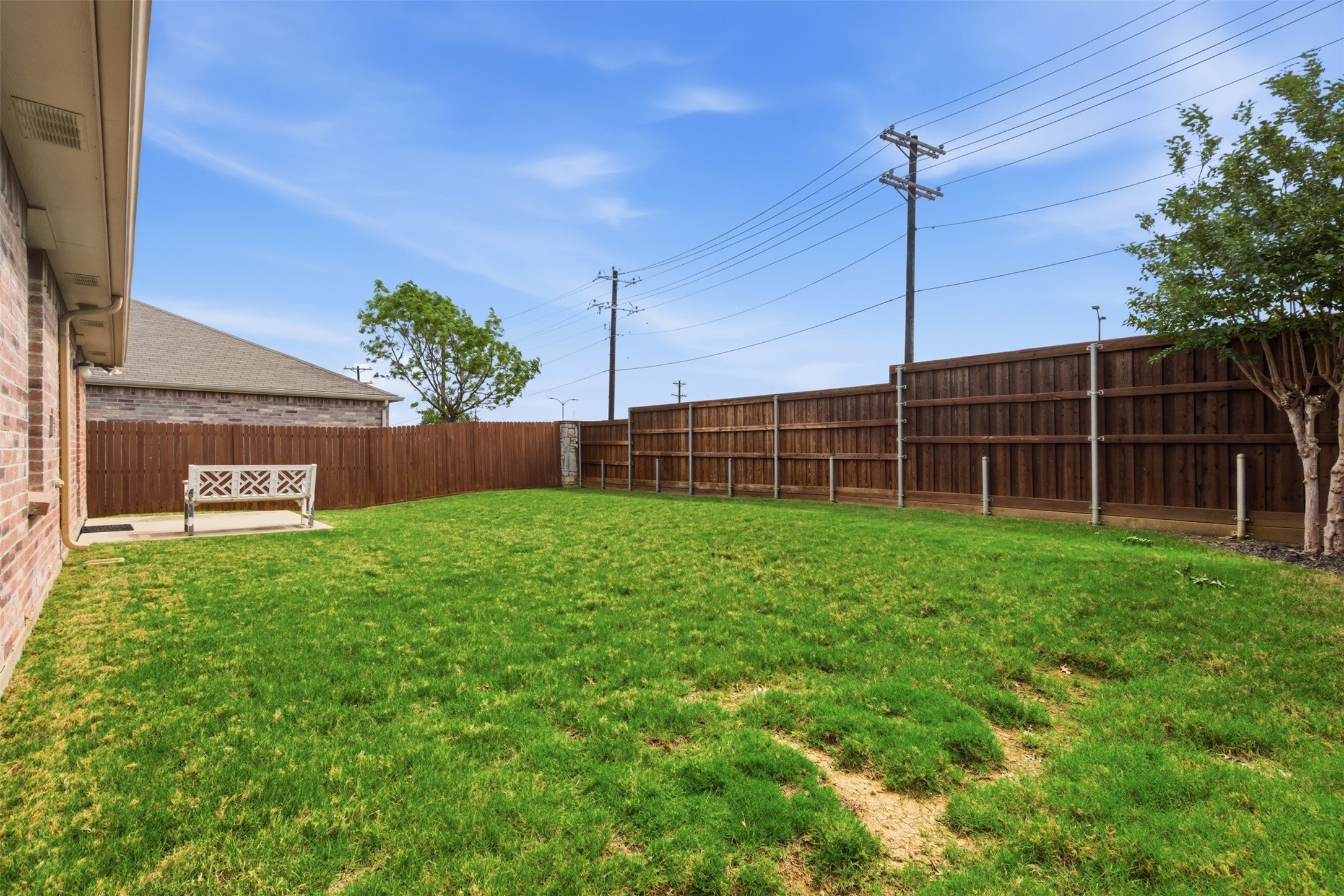 1417 Lone Pine Drive
