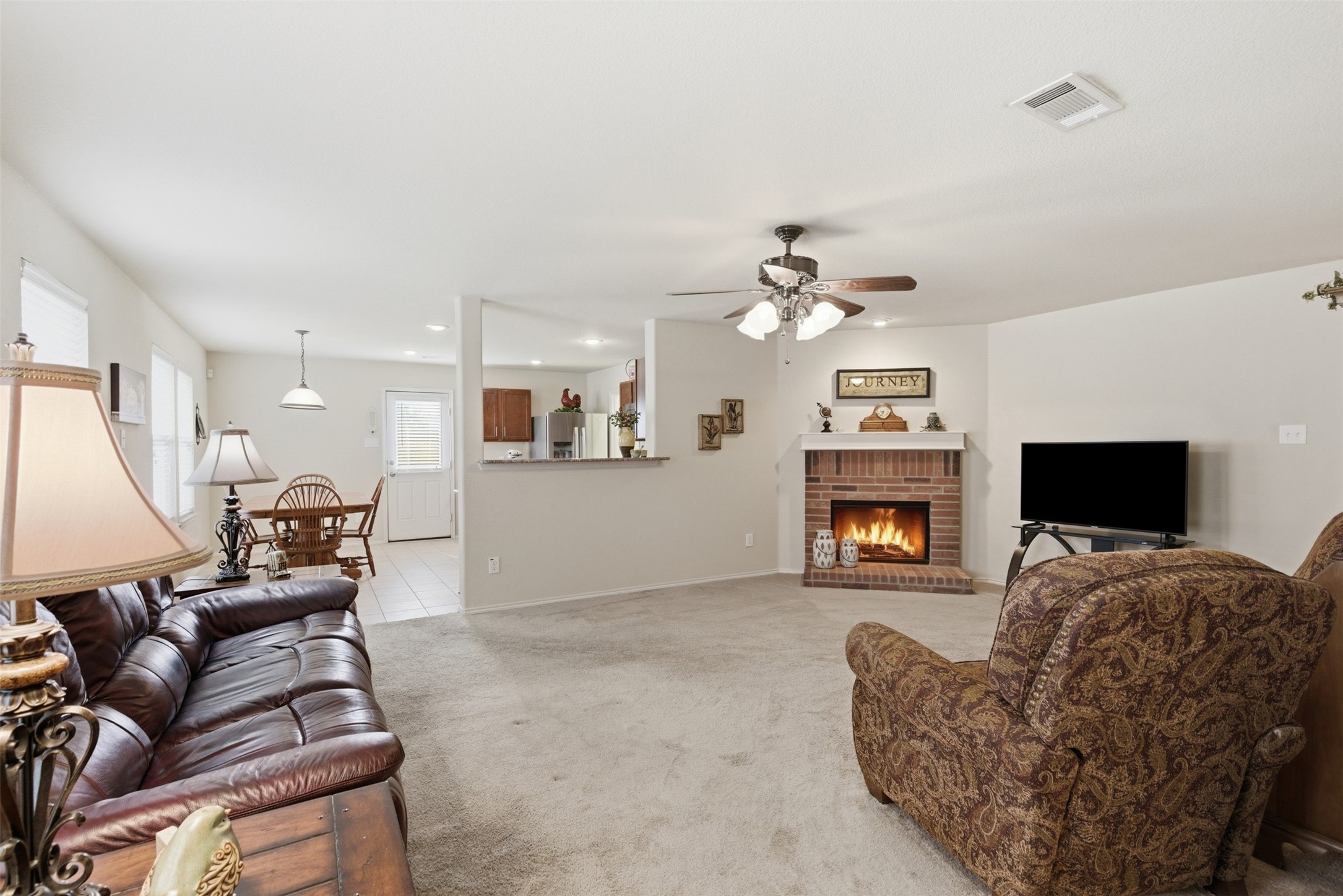 1417 Lone Pine Drive