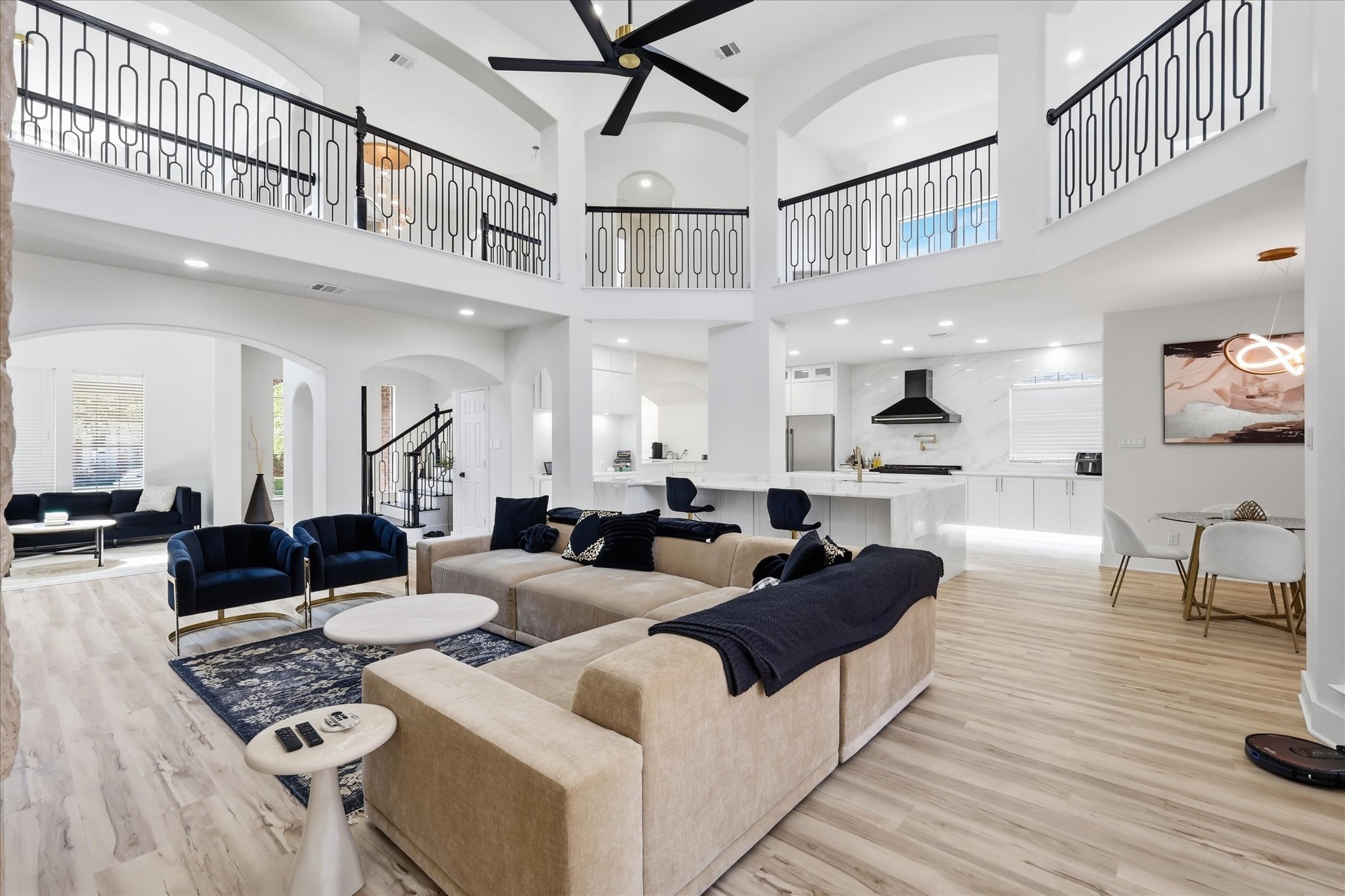 1106 Bridgeway Lane