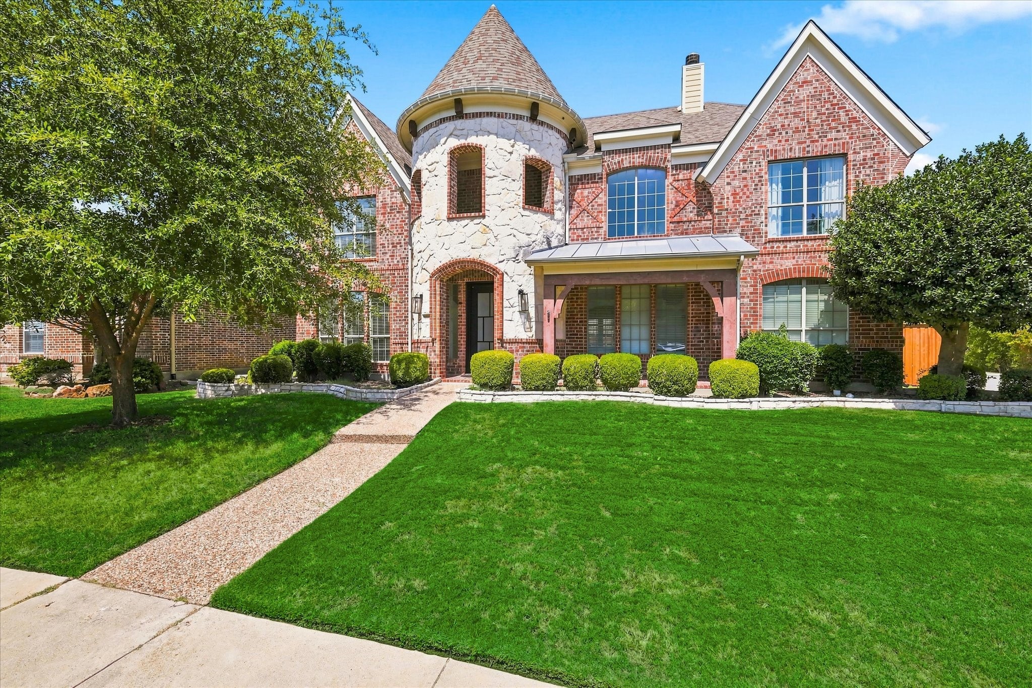 1106 Bridgeway Lane