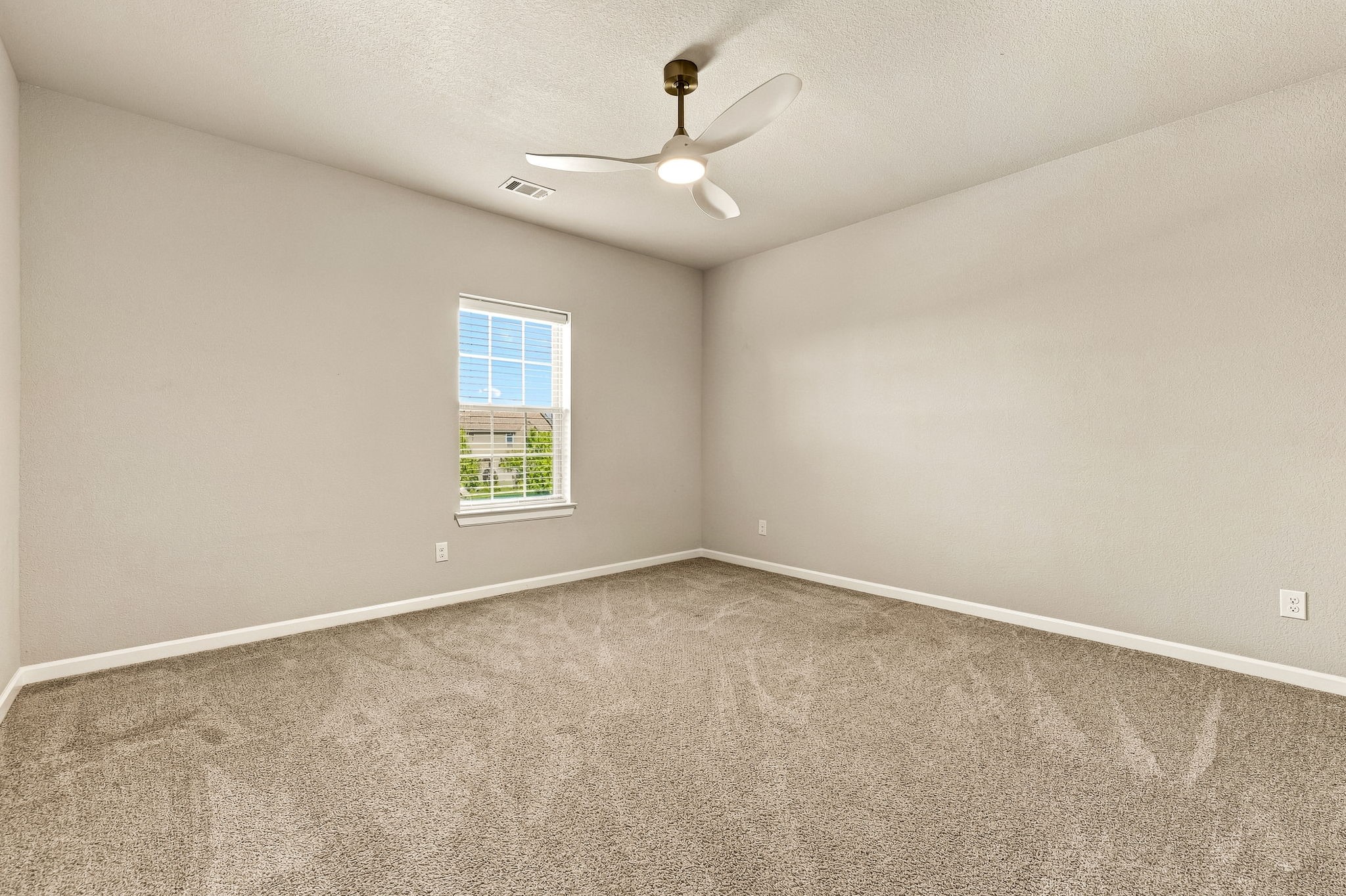 16548 Indiangrass Road