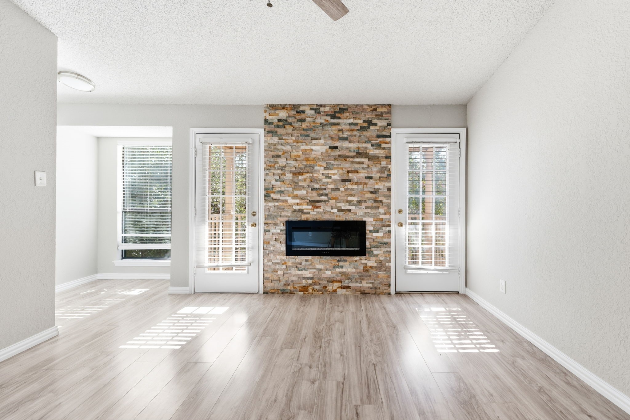 14333 Preston Road 1704
