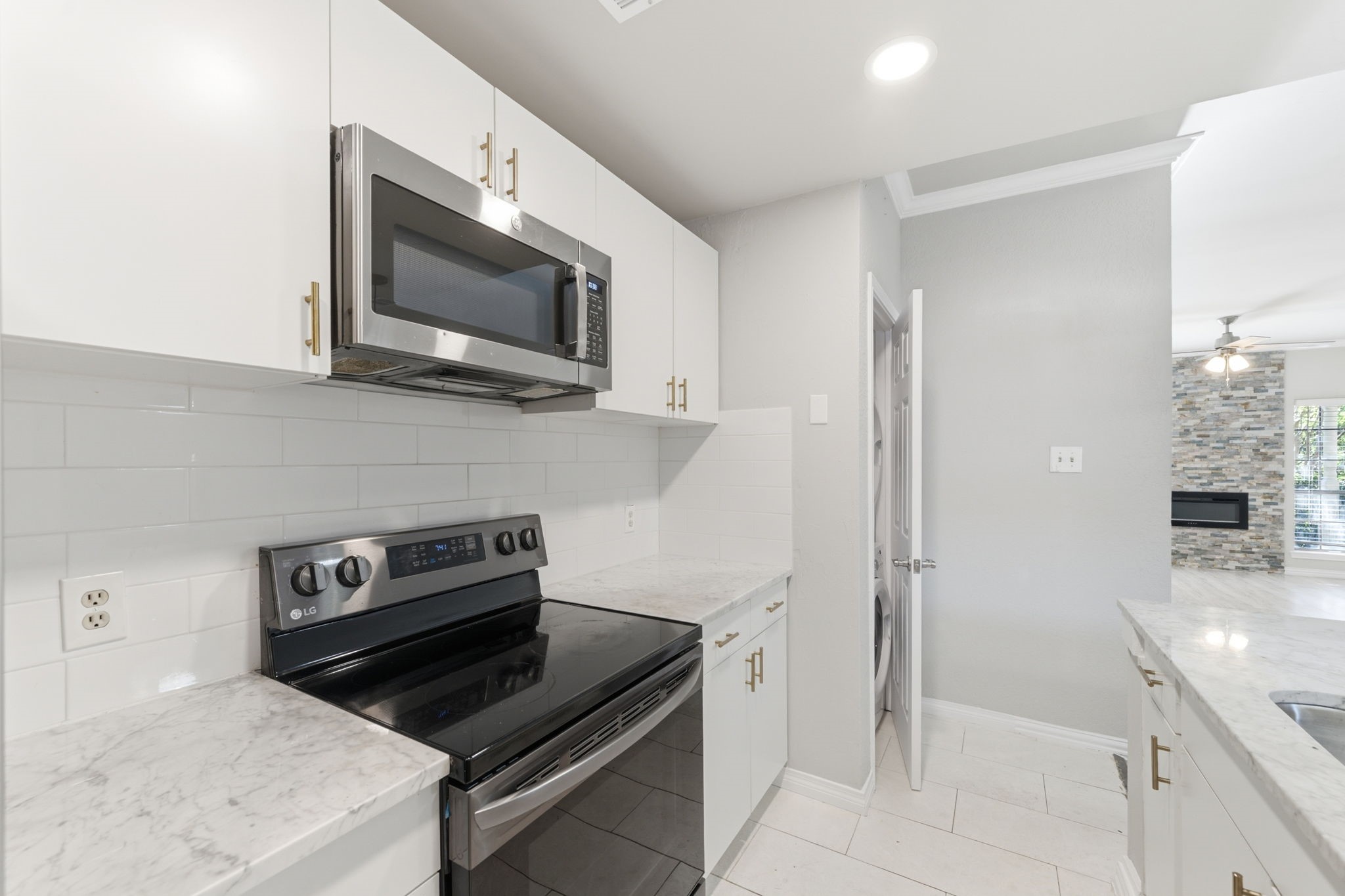 14333 Preston Road 1704