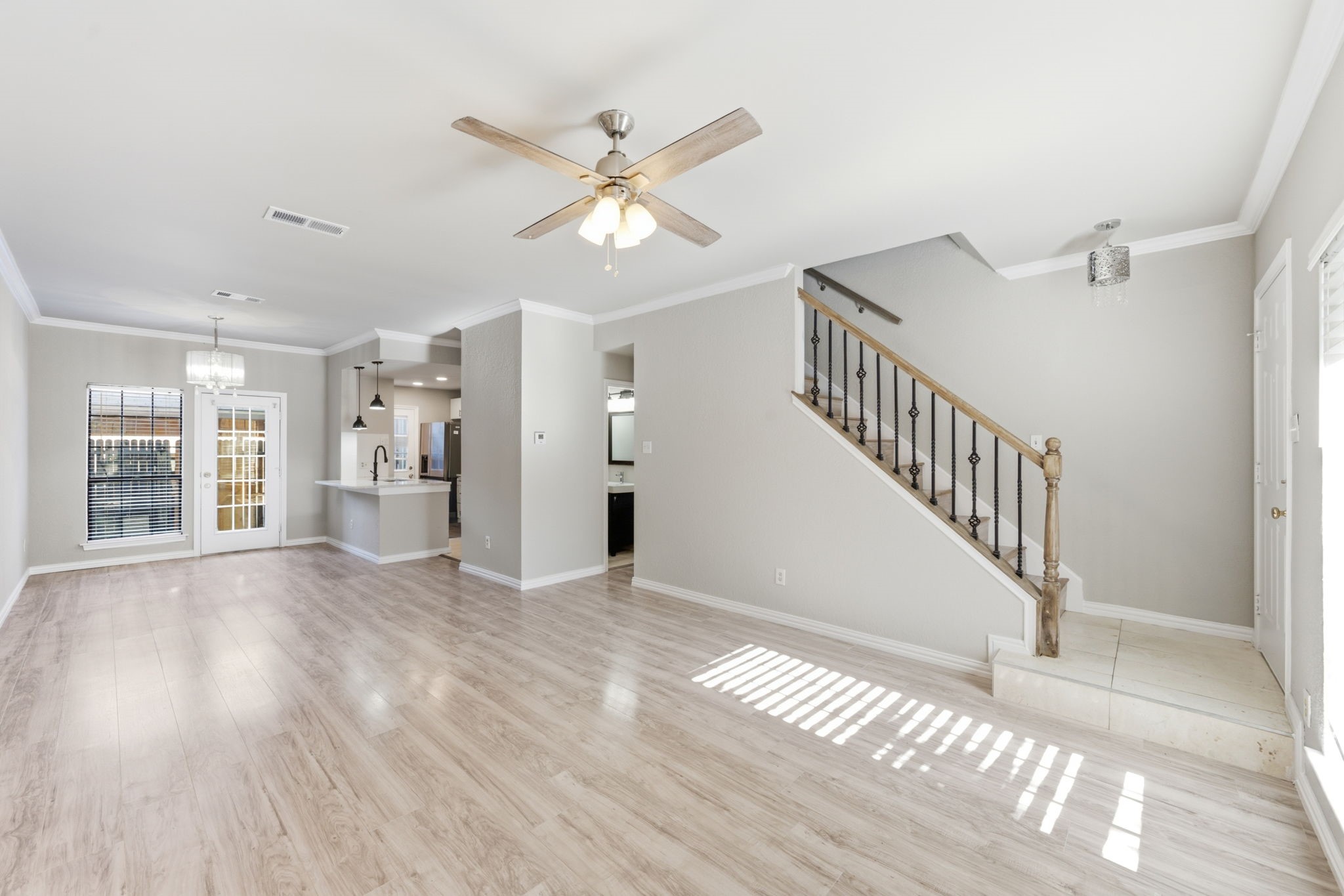 14333 Preston Road 1704
