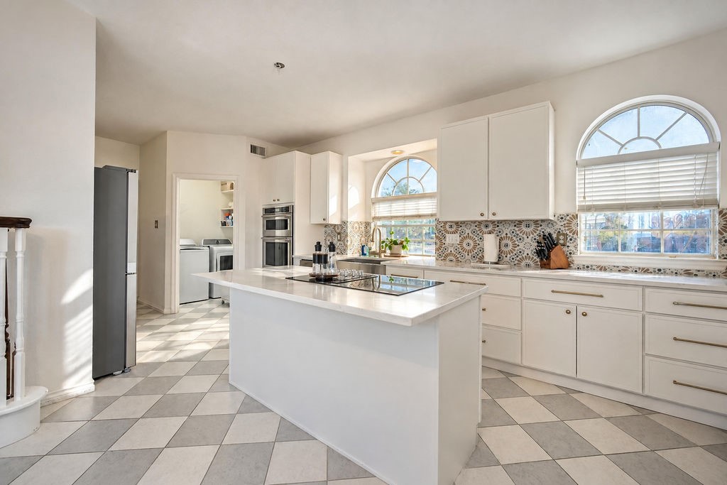1524 Santa Fe Trail