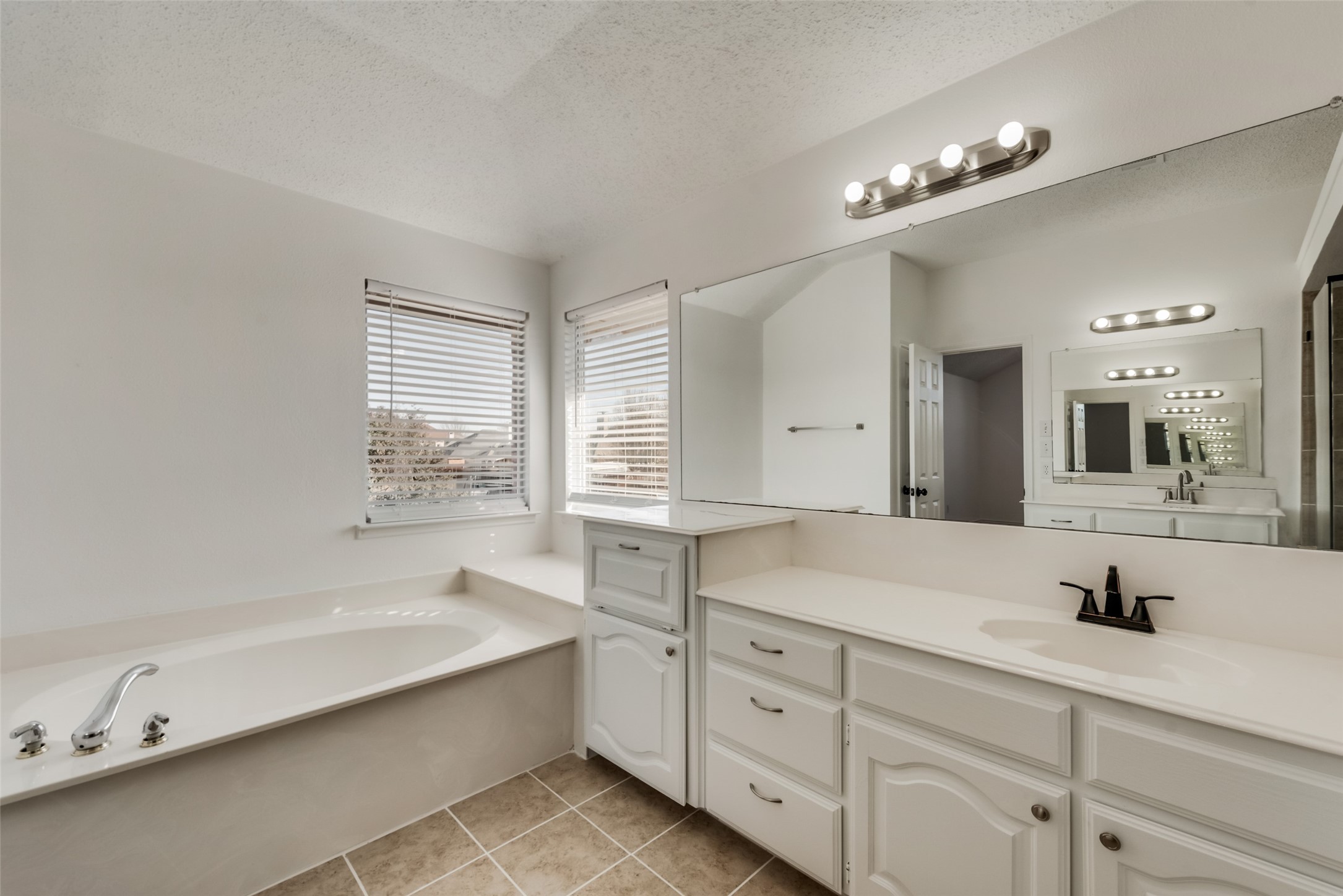 4801 Monte Vista Lane
