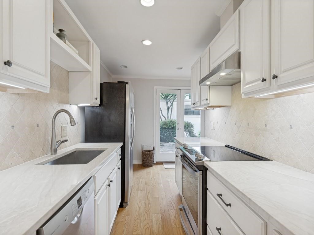 7617 Riverbrook Drive