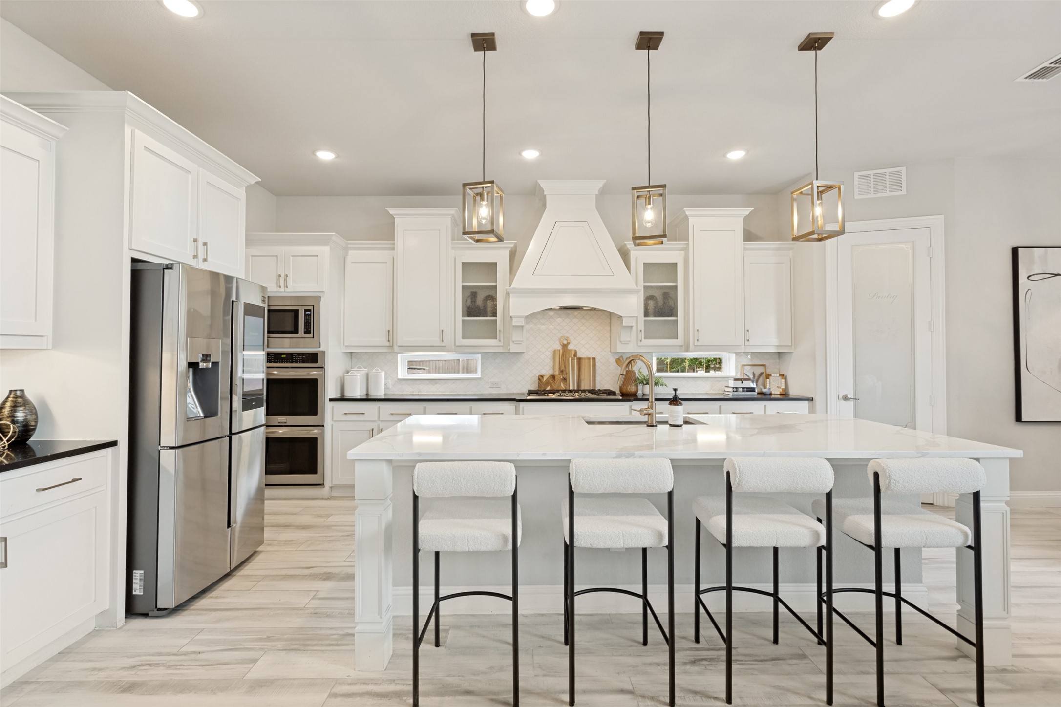 13500 Ponder Lane
