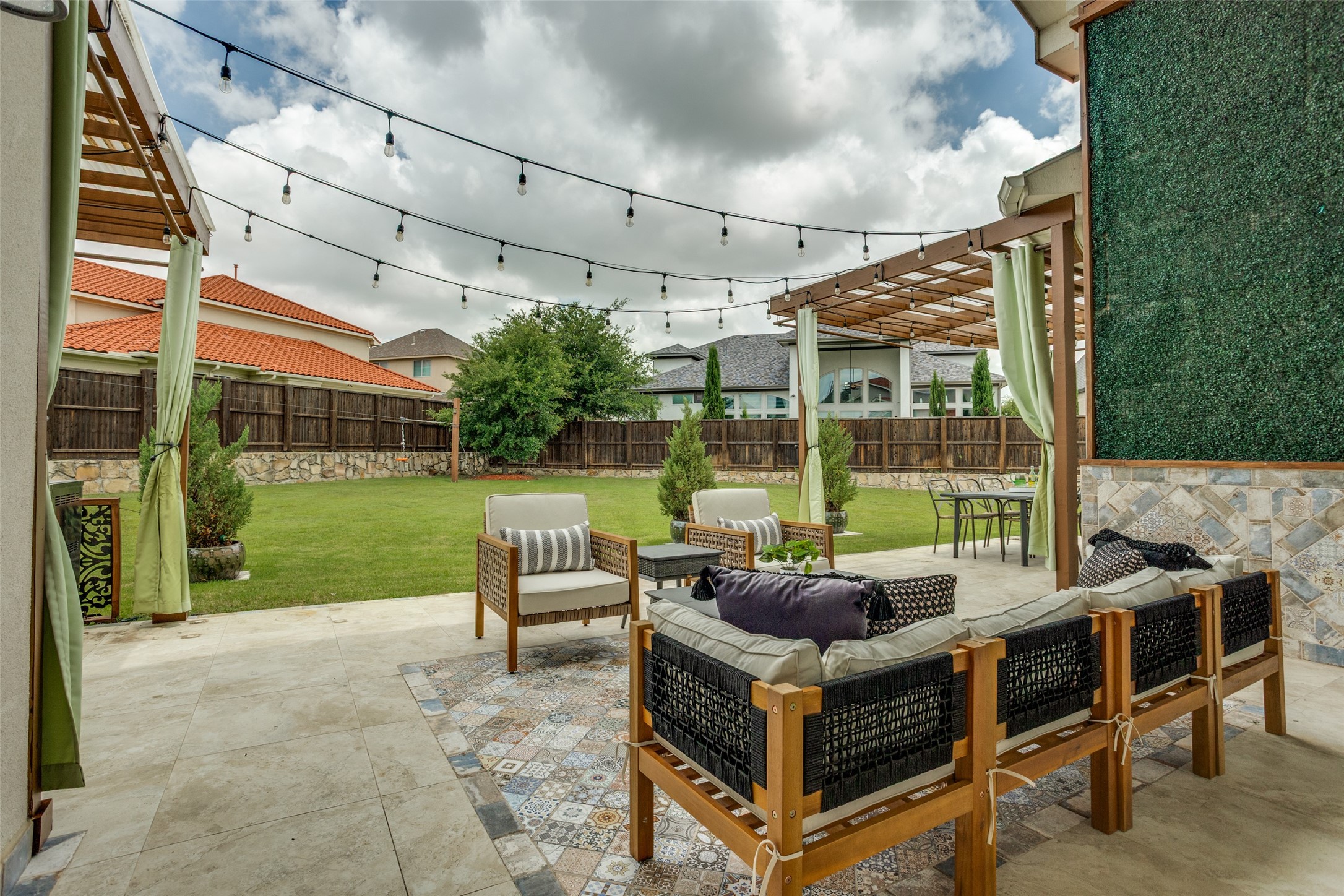 13500 Ponder Lane