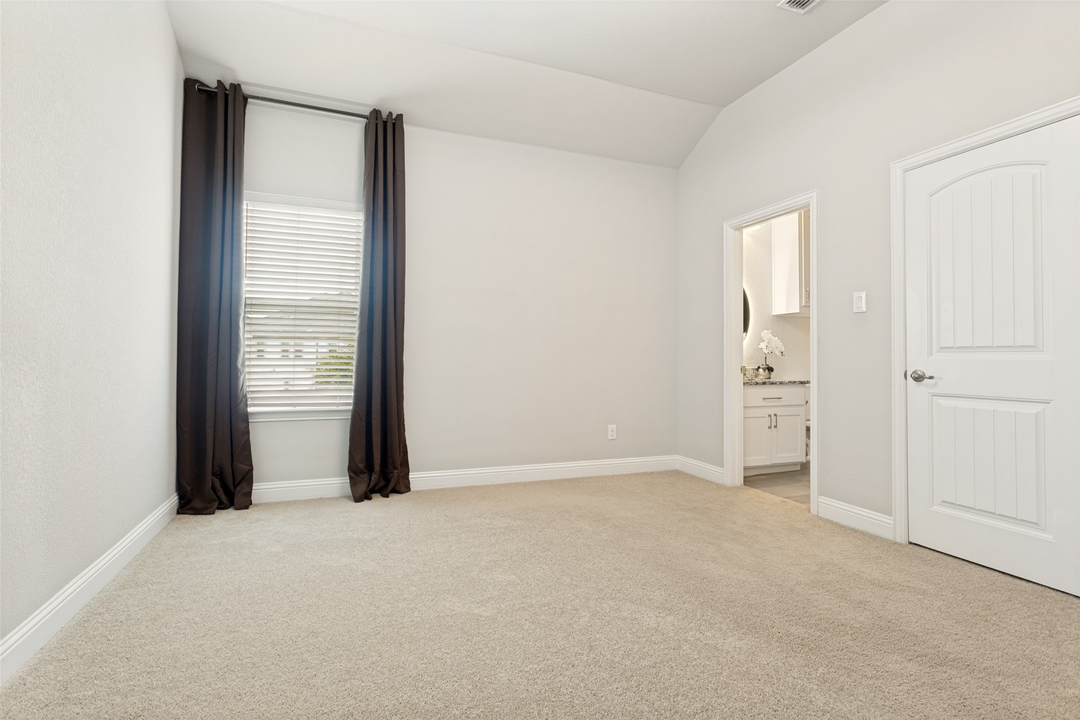13500 Ponder Lane