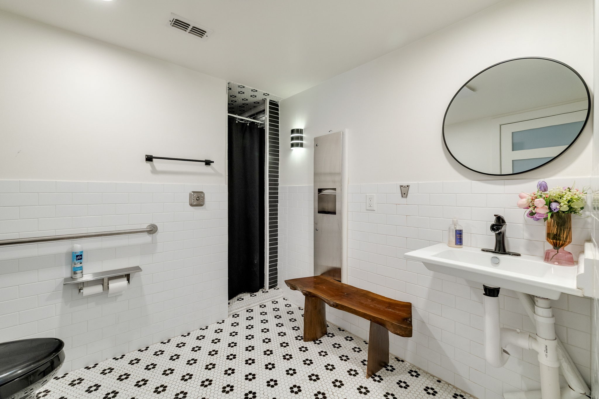 3024 Conklin Street