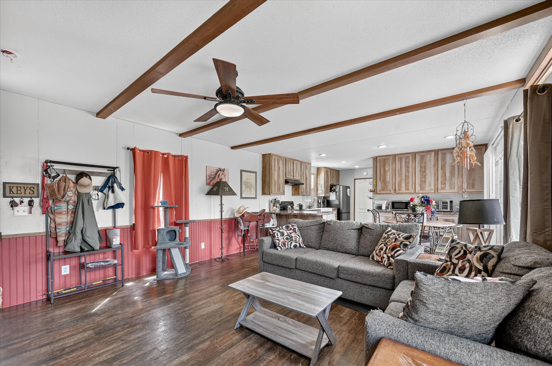 913 County Road 4232