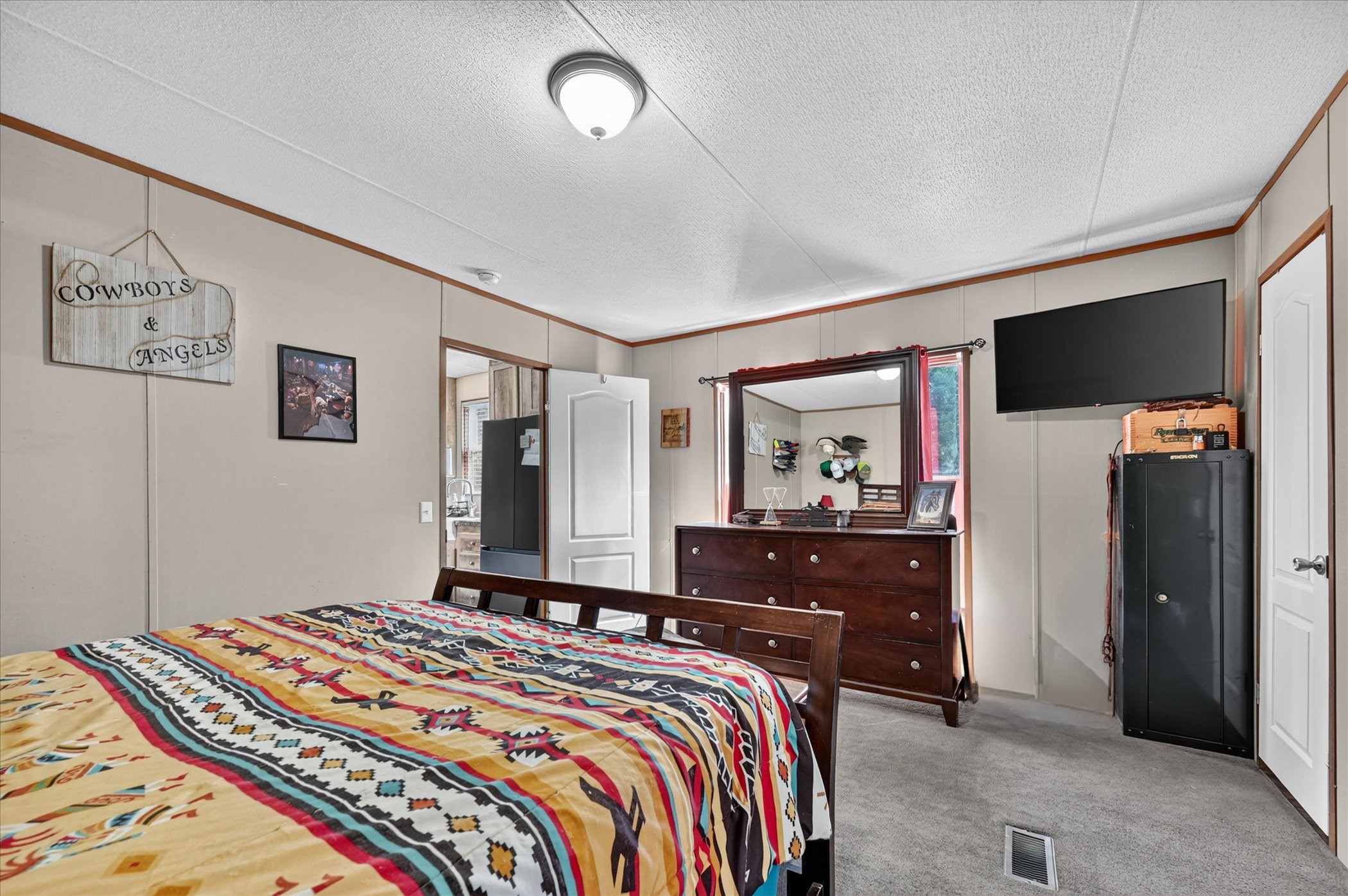 913 County Road 4232