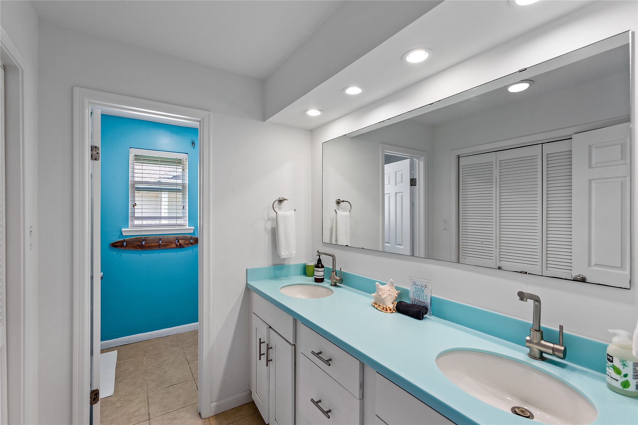 4239 Spoonbill Lane