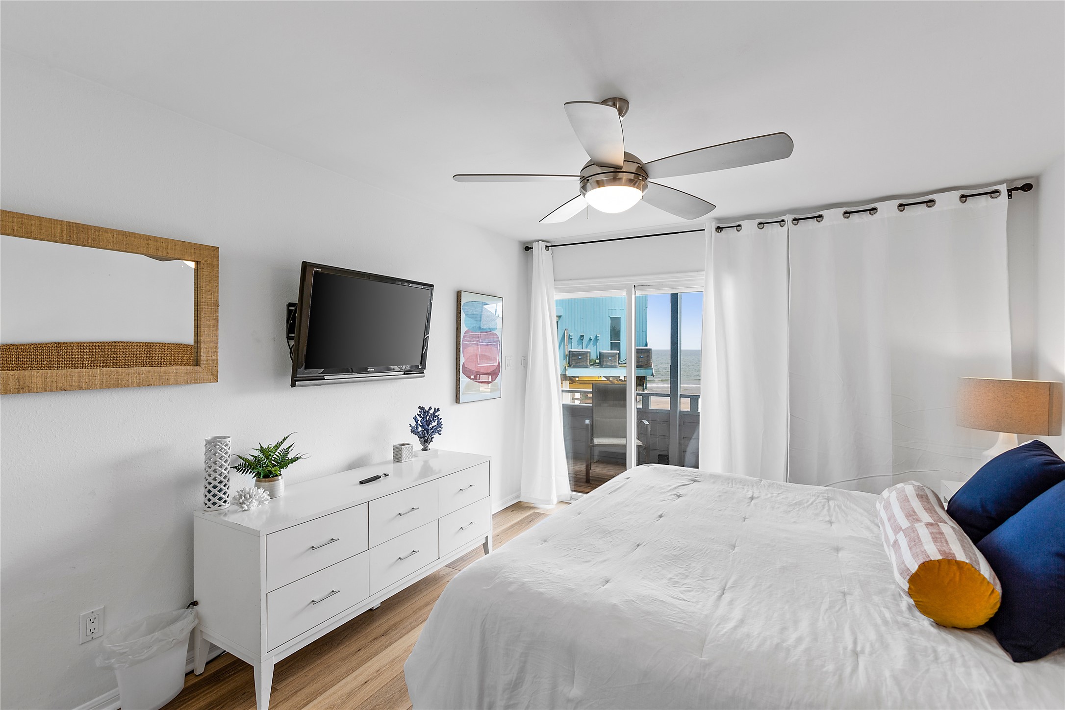 4239 Spoonbill Lane