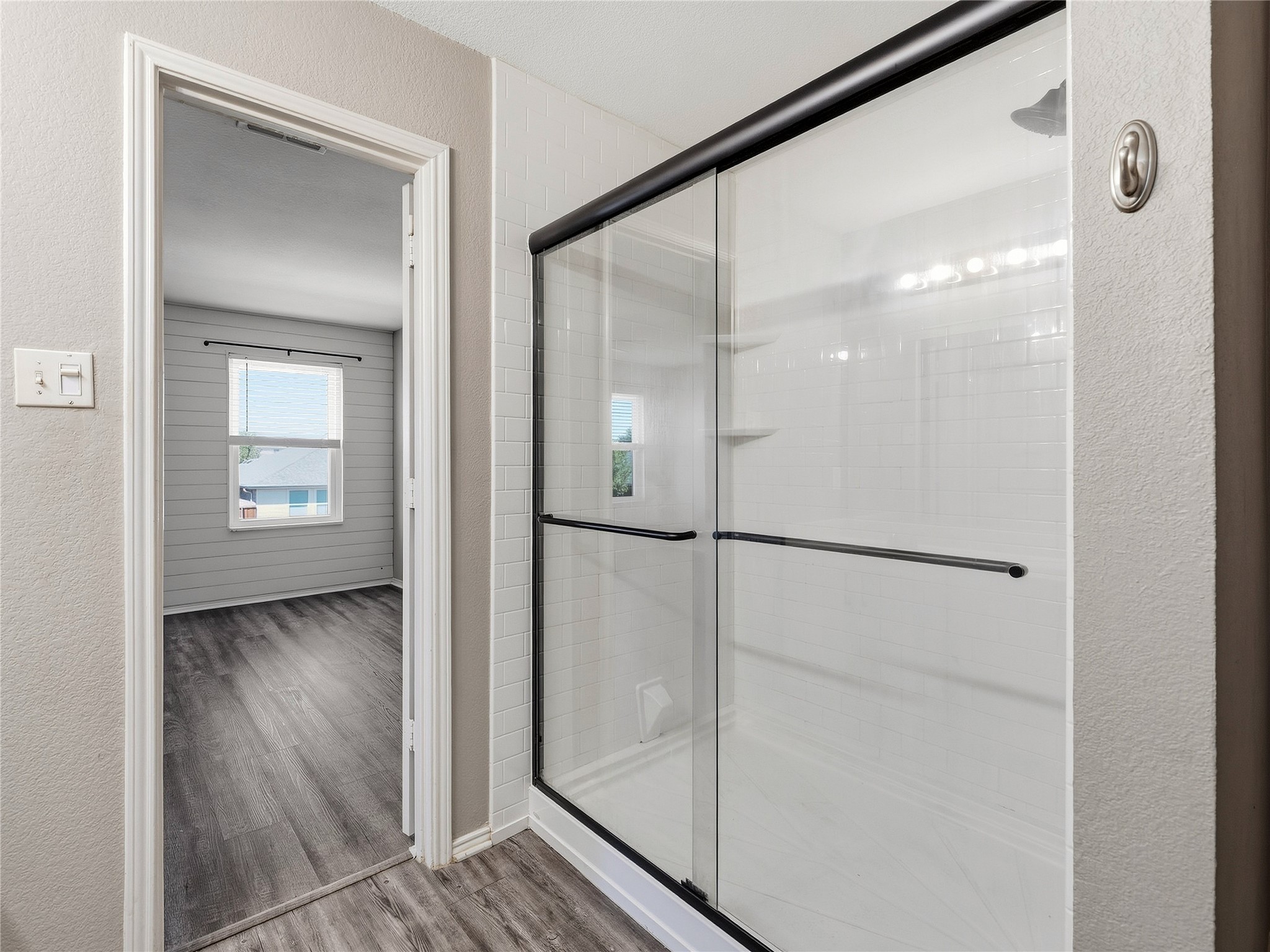 1122 Antoinette Drive